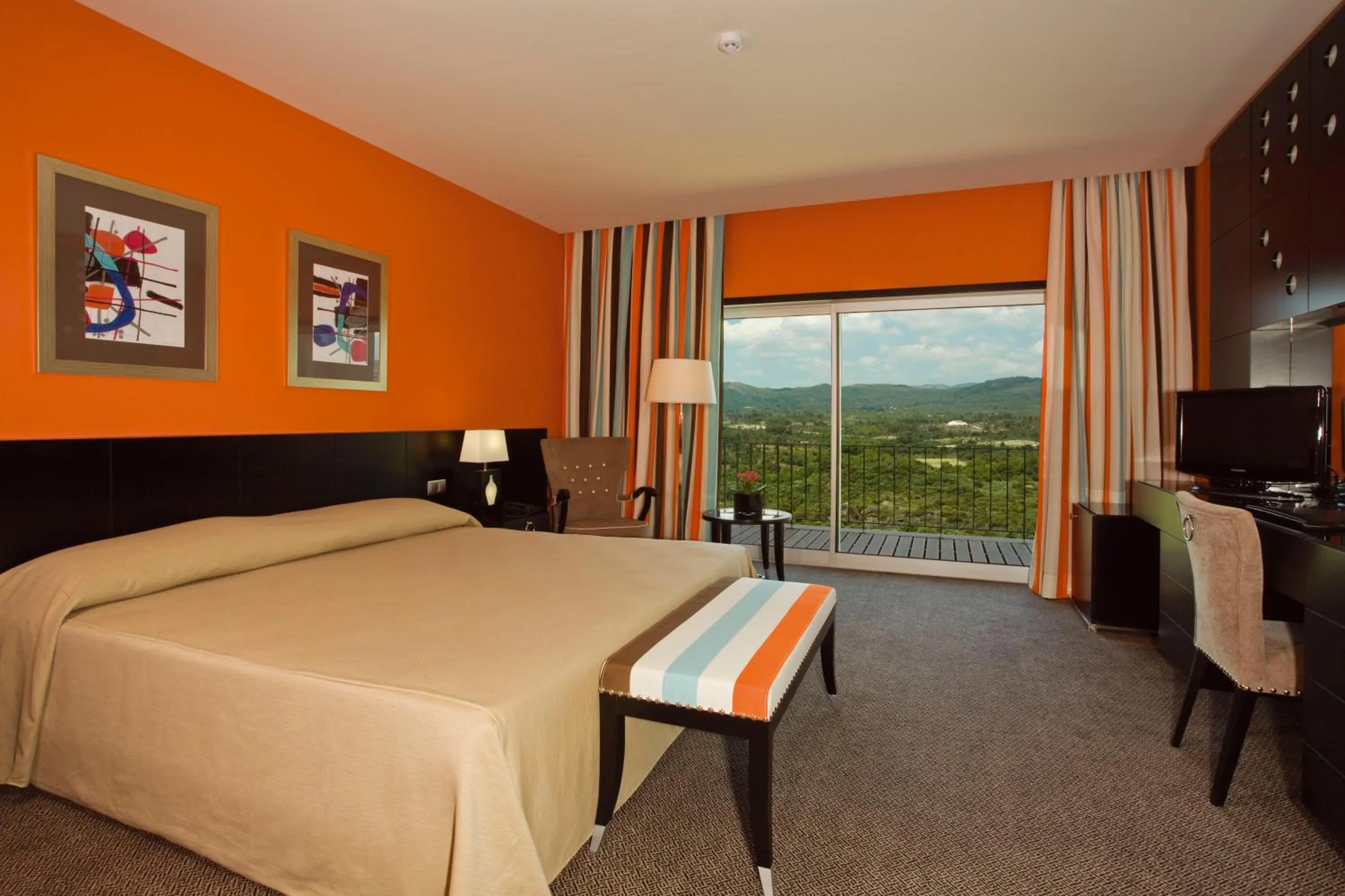 Photo of the whole room, Bed in Hotel Casino Chaves