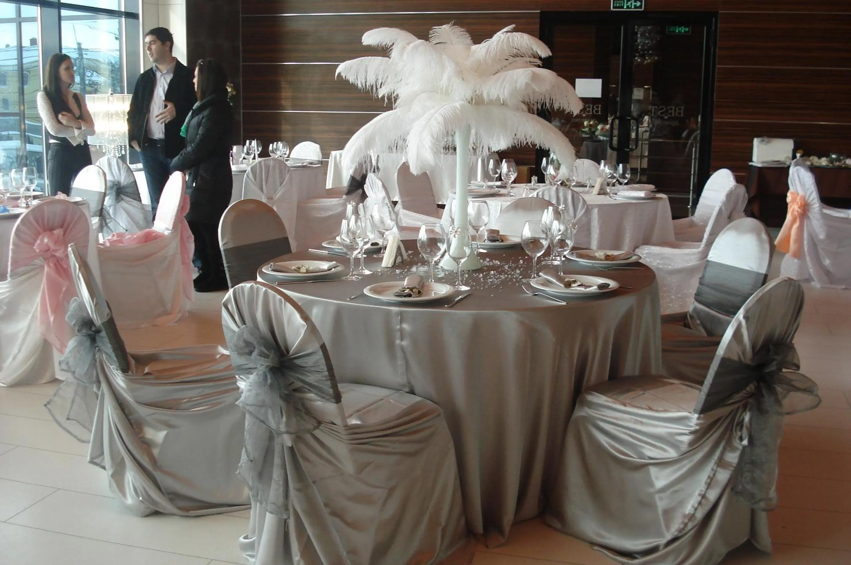 Restaurant/places to eat in Hotel Best