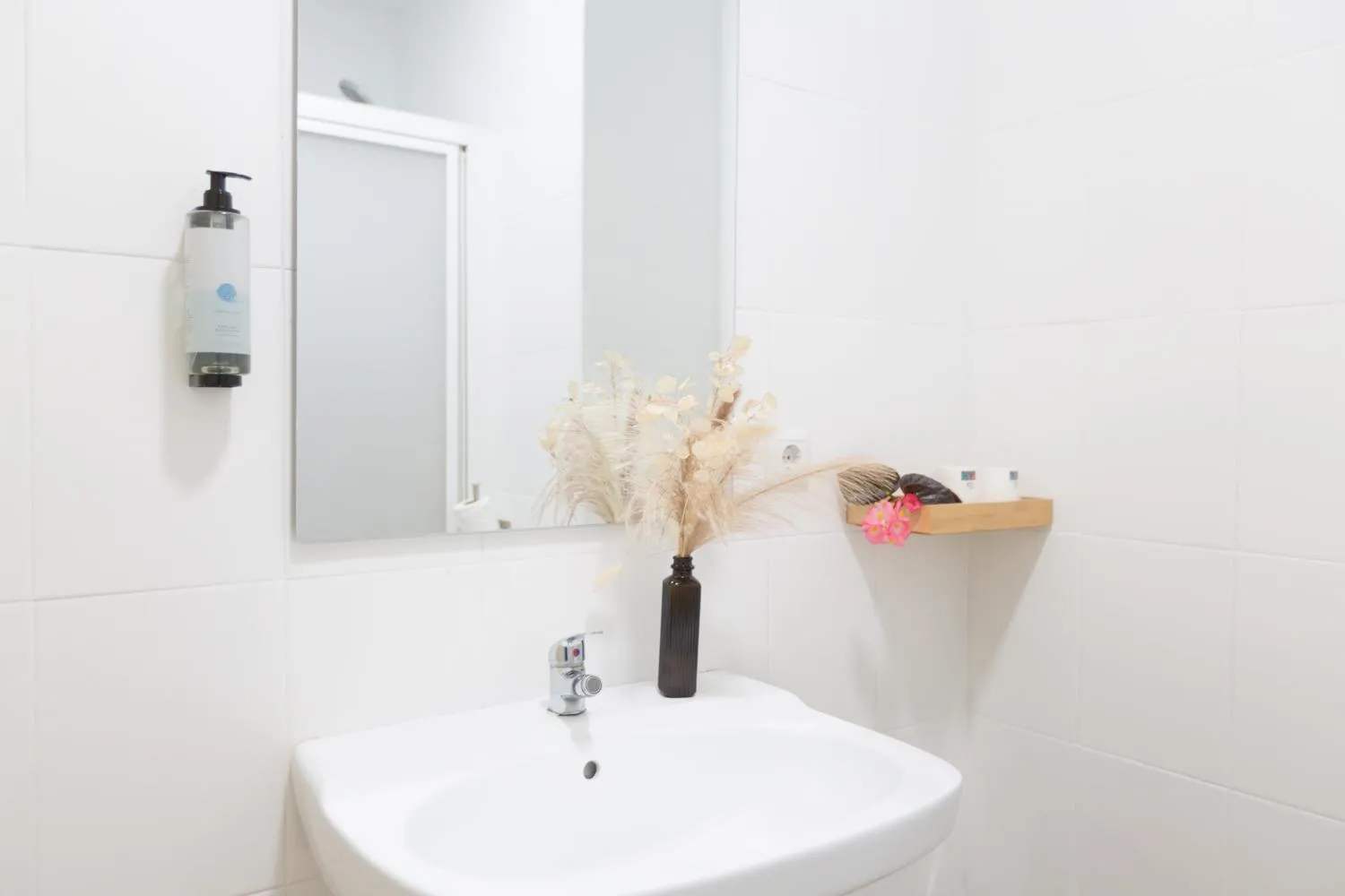 Bathroom in Hostal San Miguel by Croma