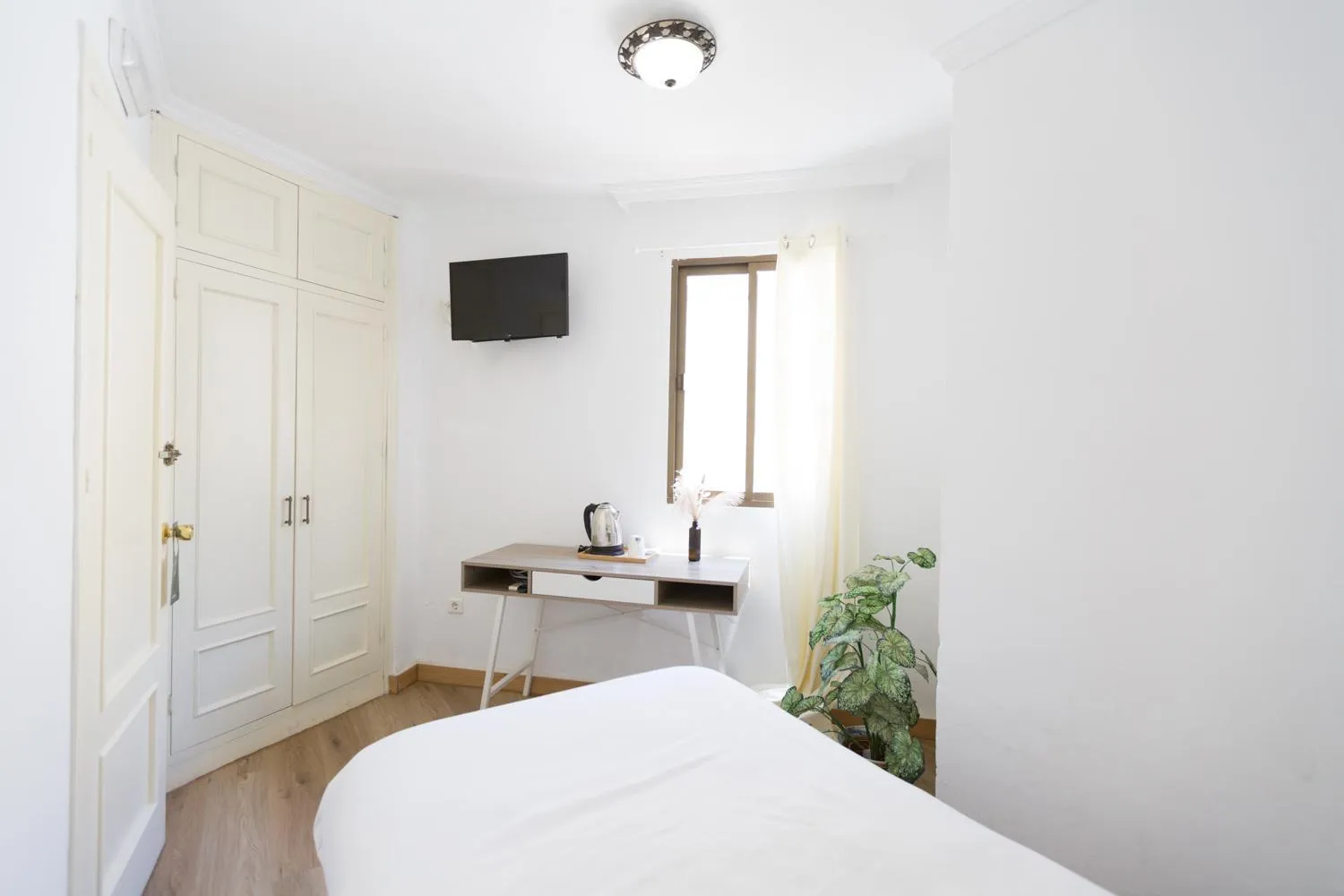 Bedroom, Bed in Hostal San Miguel by Croma