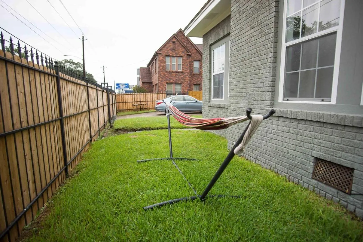 Parking in Wanderstay Houston Hostel