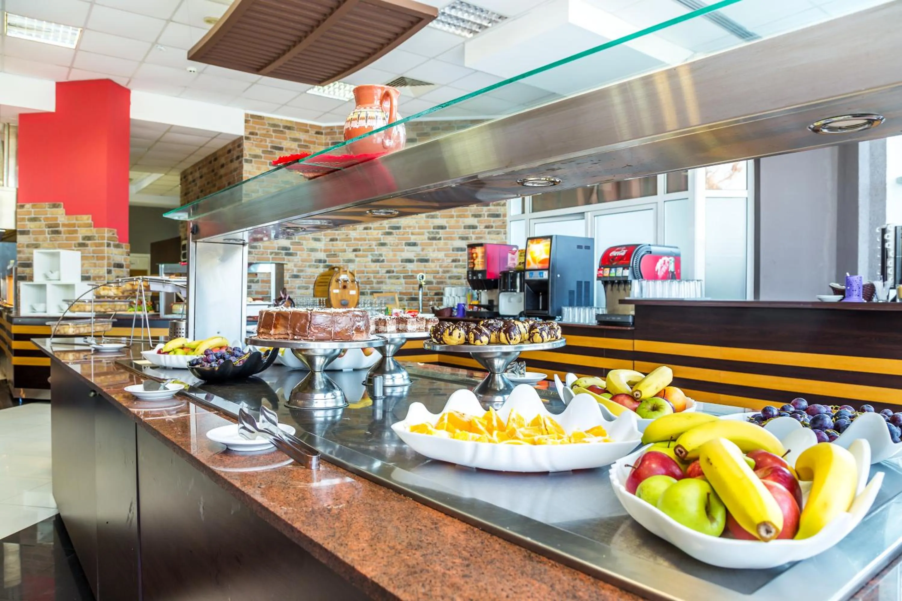 Lunch in Blue Pearl Hotel - All Inclusive Plus