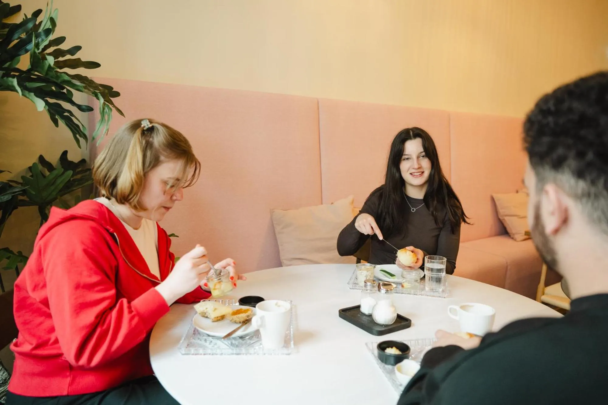 Breakfast in Wombat's City Hostel Leipzig