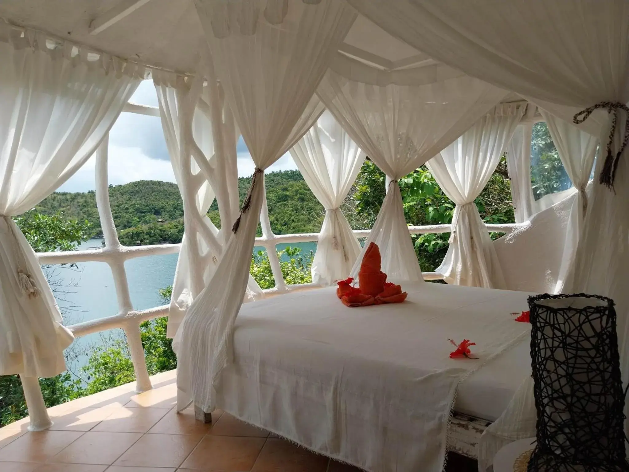 One-Bedroom Bungalow in AL FARO Cosmio Hotel Palawan One-Bedroom Bungalow in AL FARO Cosmio Hotel Palawan