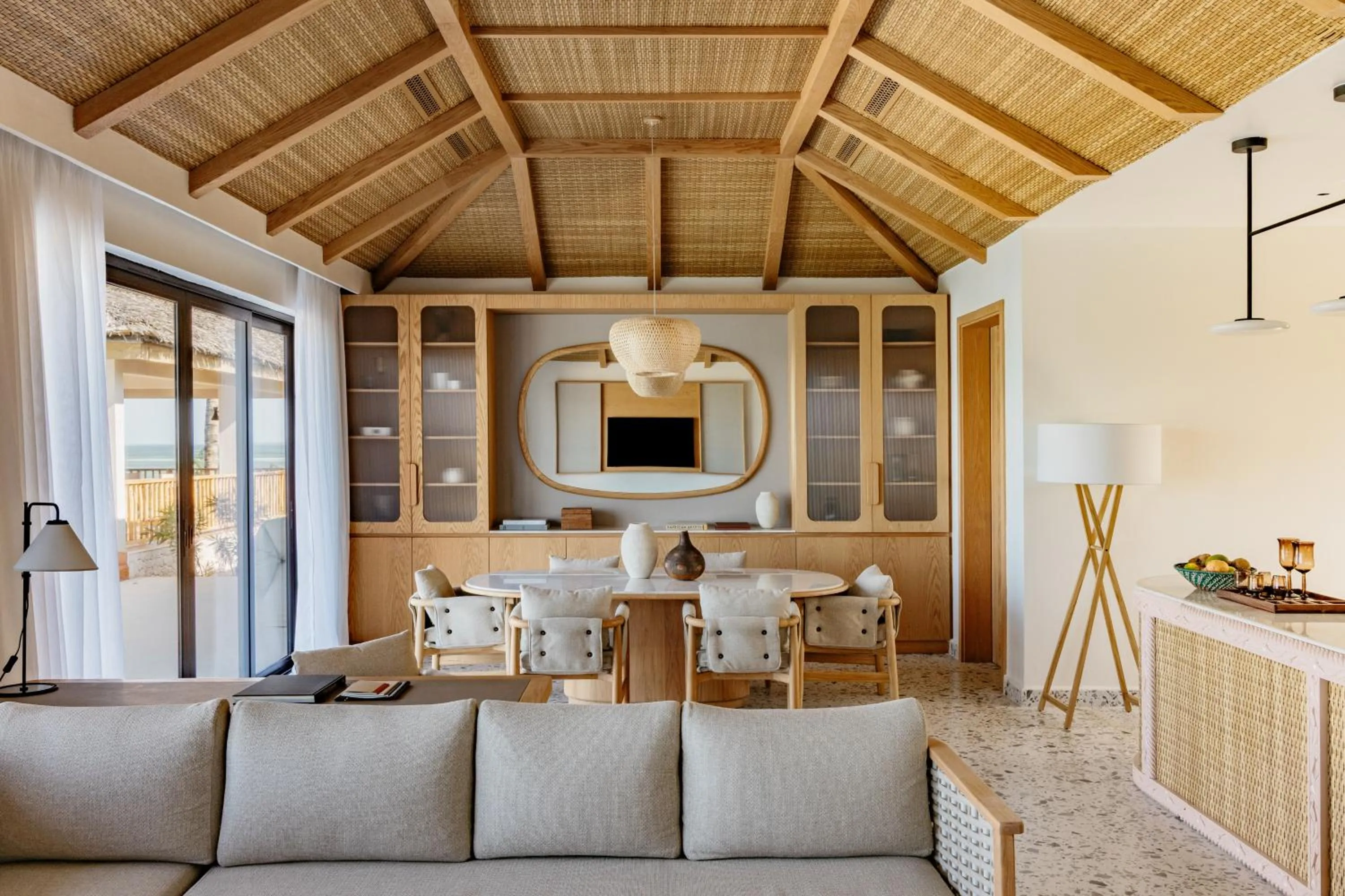 TV and multimedia in Melia Zanzibar