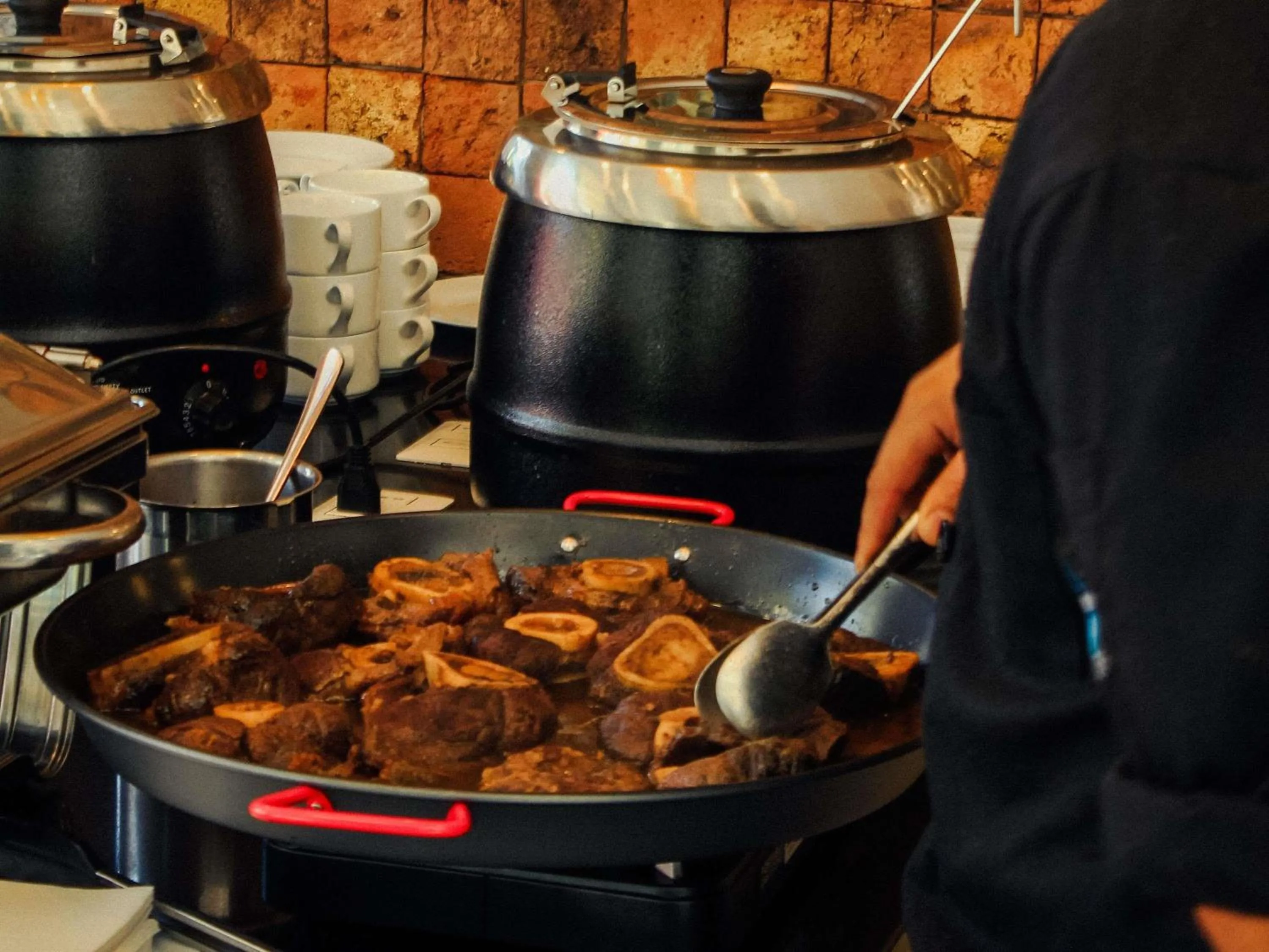 Restaurant/places to eat in ibis Santiago Providencia