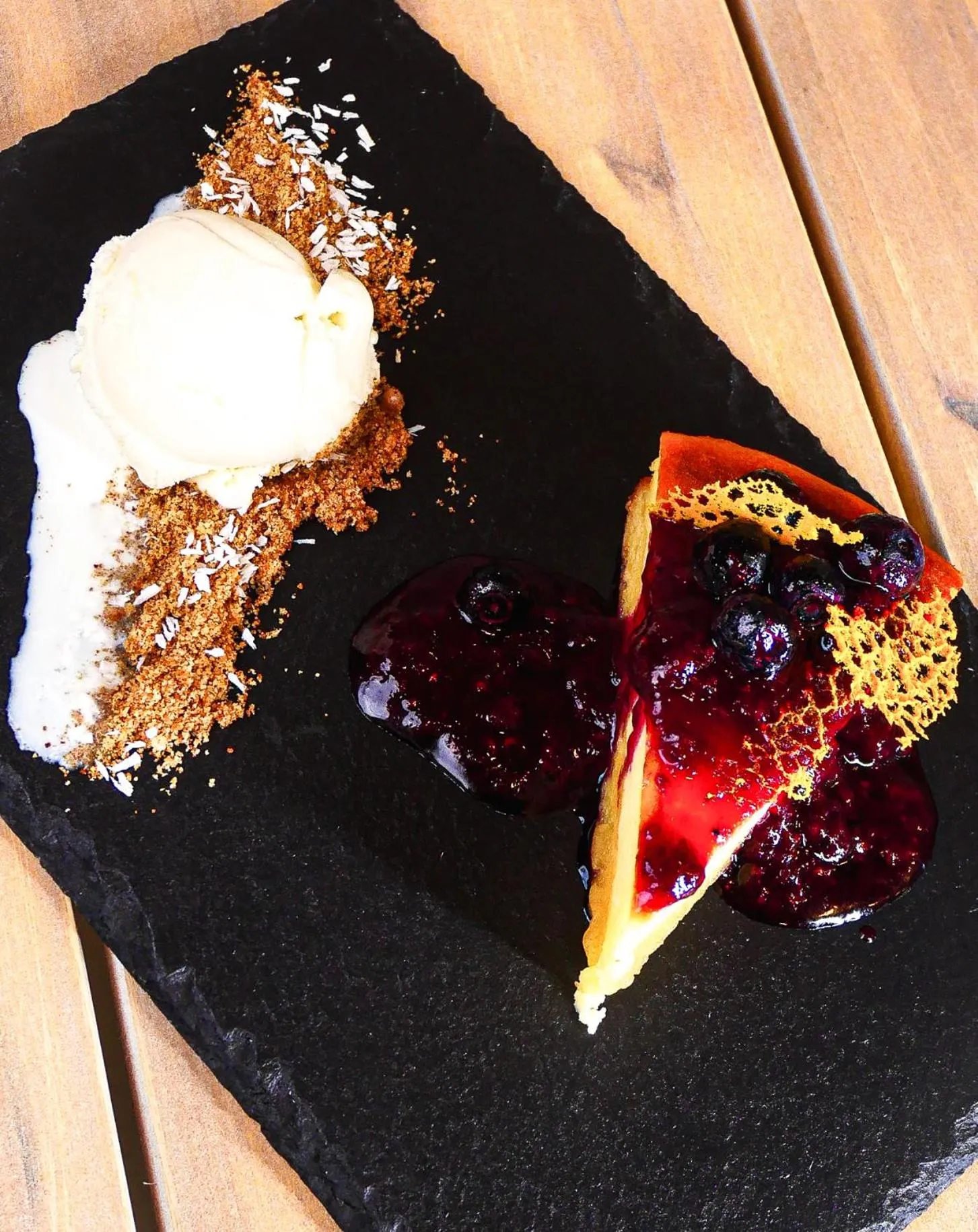 Restaurant/places to eat in ibis Santiago Providencia