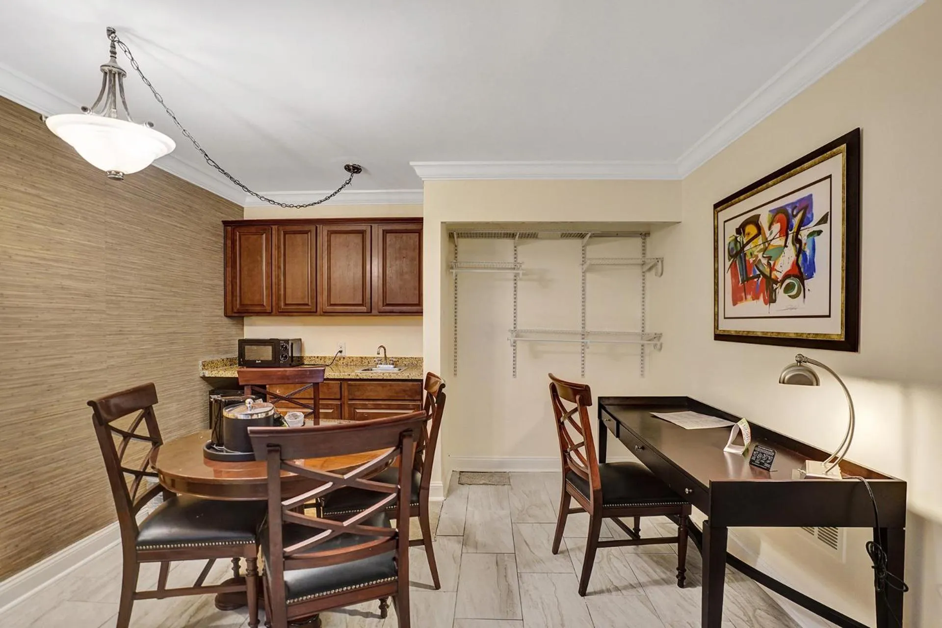 Living room in Fort Lauderdale Grand Hotel