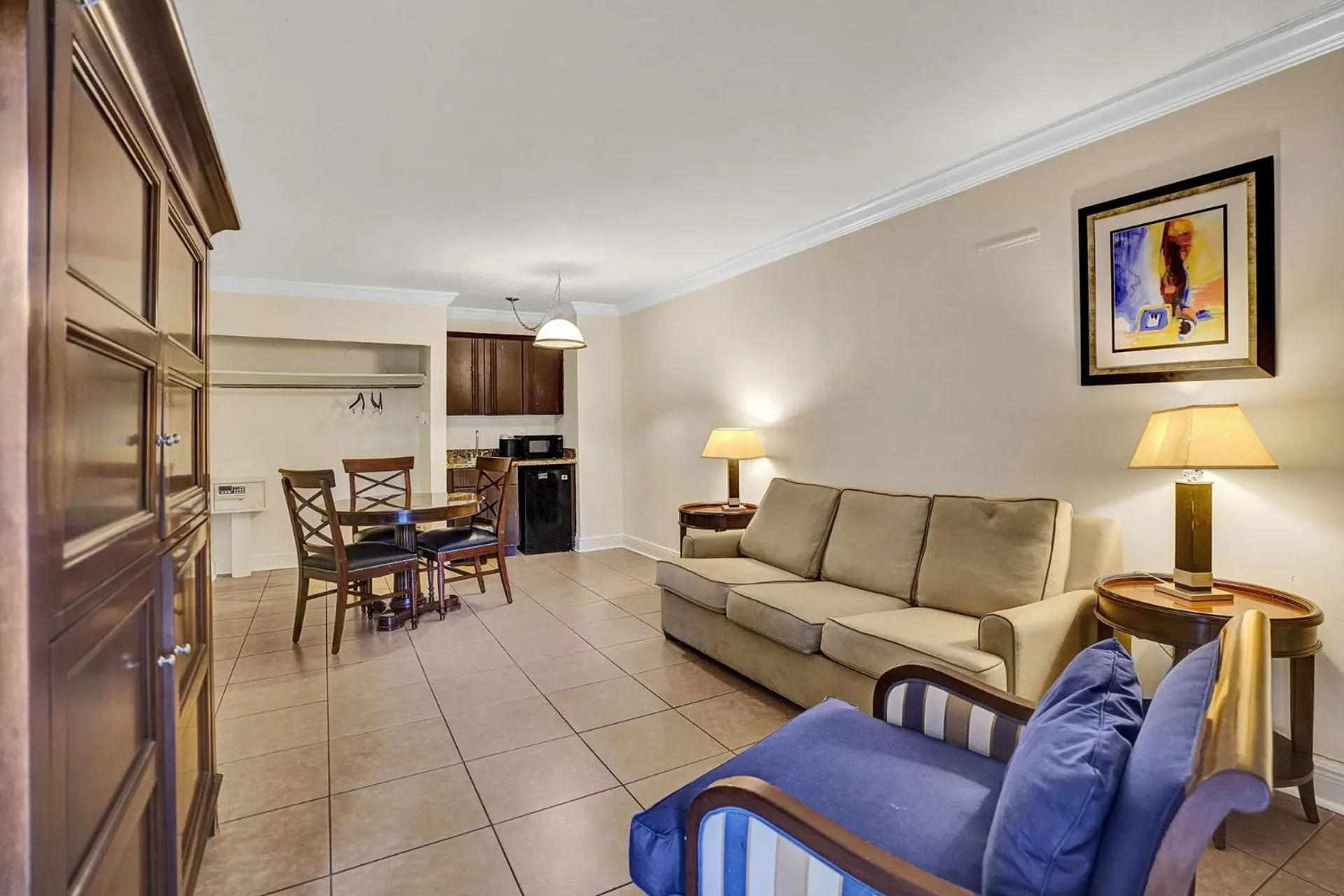 Seating area in Fort Lauderdale Grand Hotel