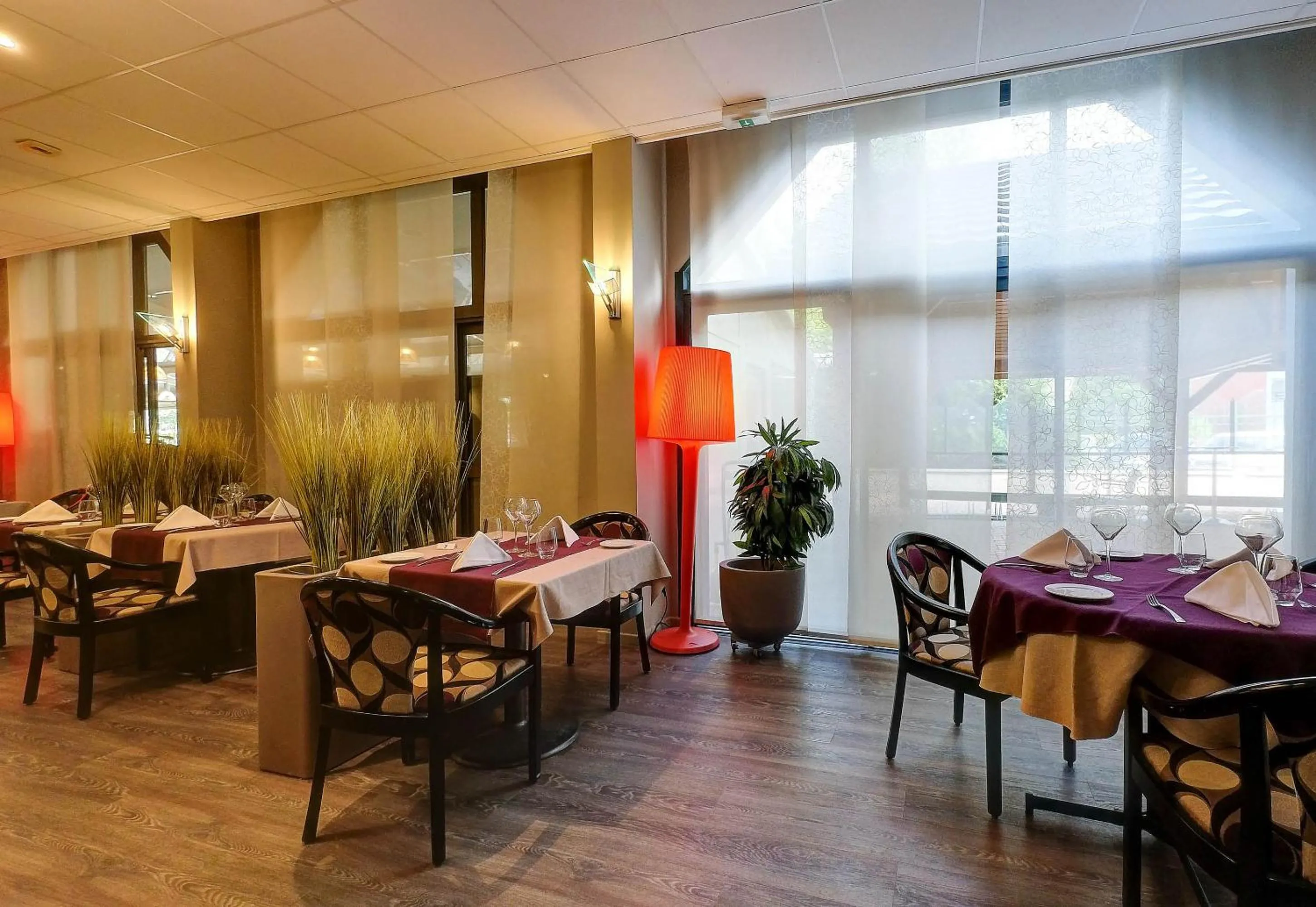 Restaurant/places to eat in The Originals Boutique, Hôtel Restaurant Arianis, Sochaux-Montbéliard