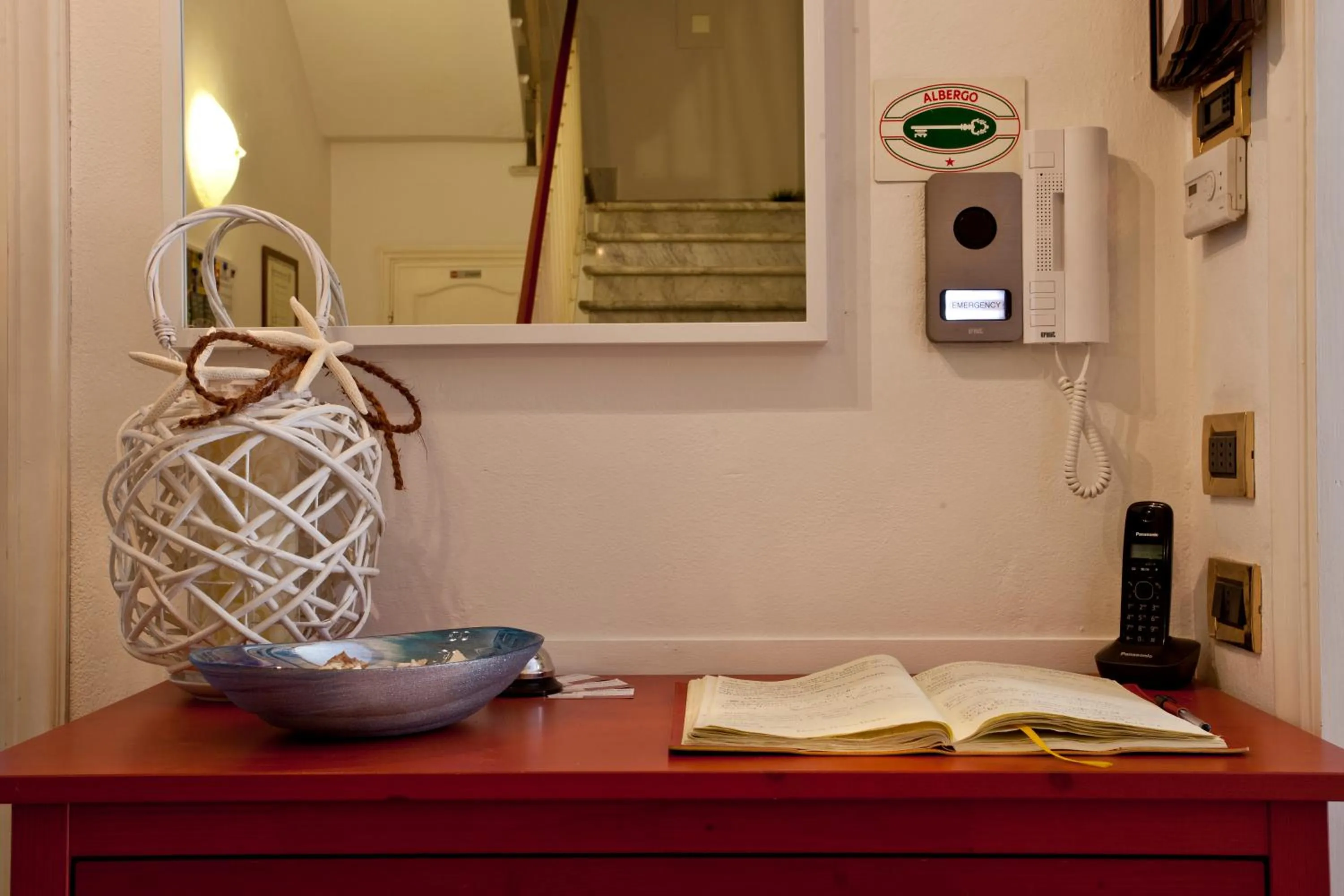 Decorative detail in Hotel I 4 Assi