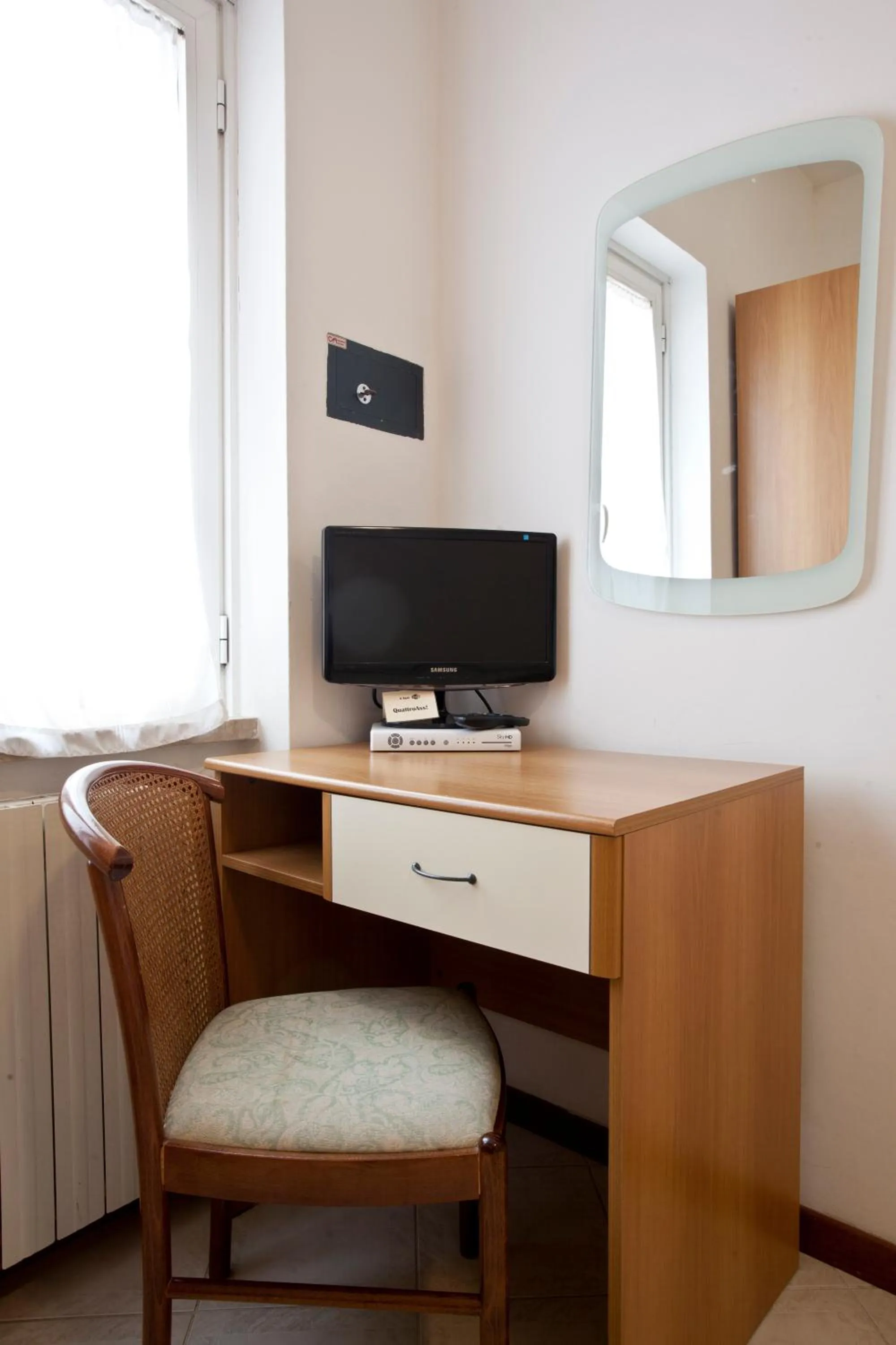 TV and multimedia in Hotel I 4 Assi