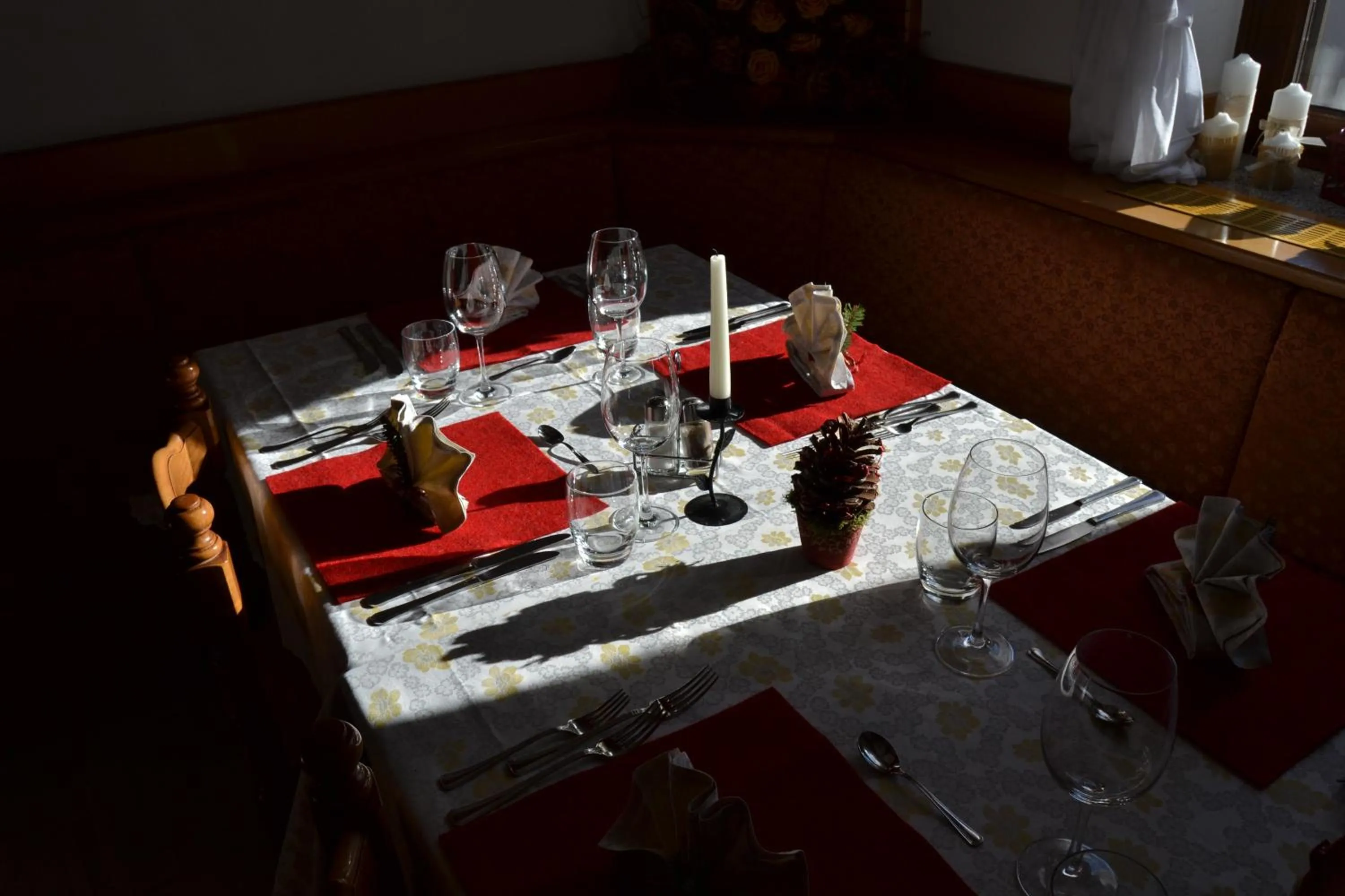 Dining area in Hotel Cova