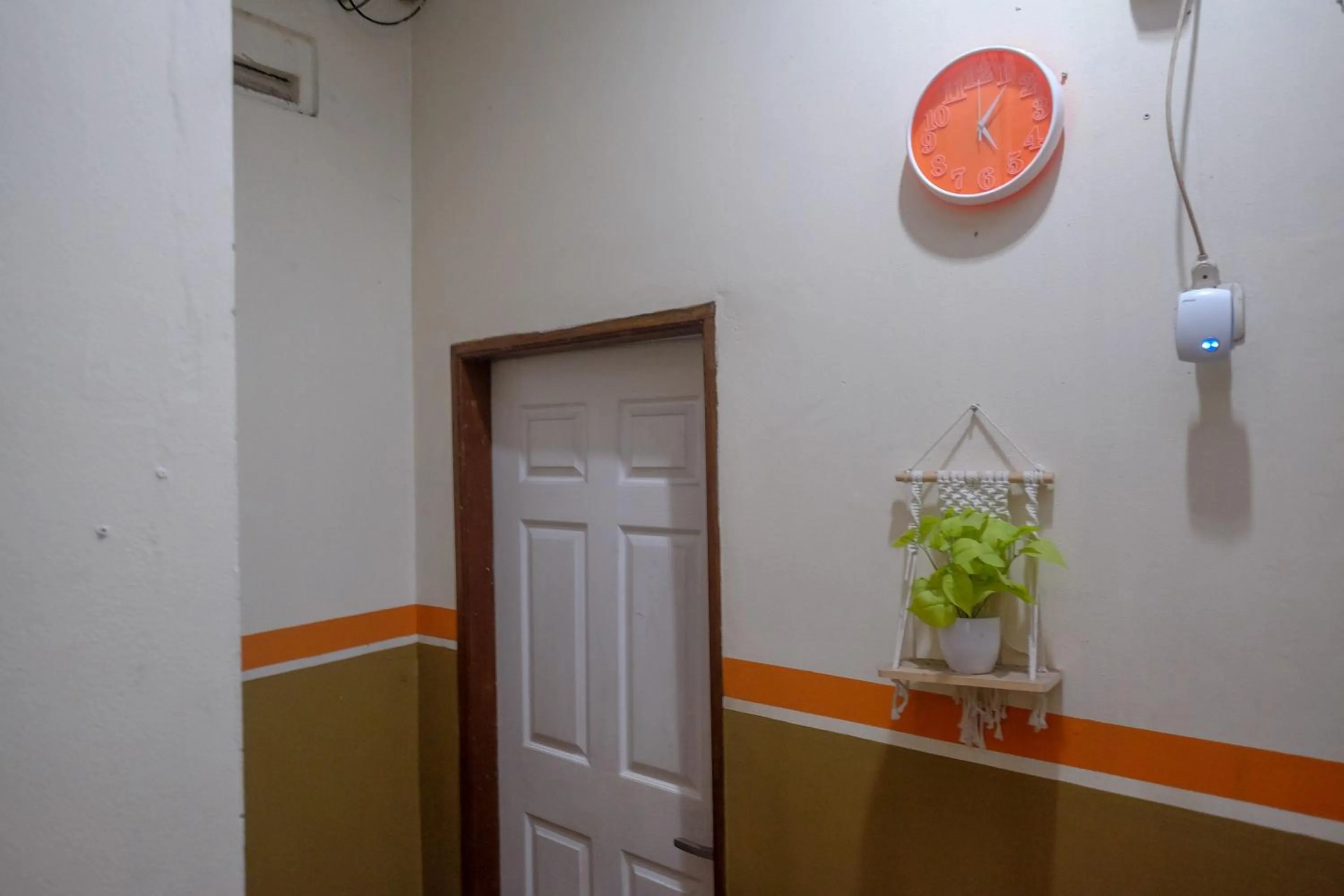 Facade/entrance in RedDoorz near Jalan Wolter Monginsidi Manado