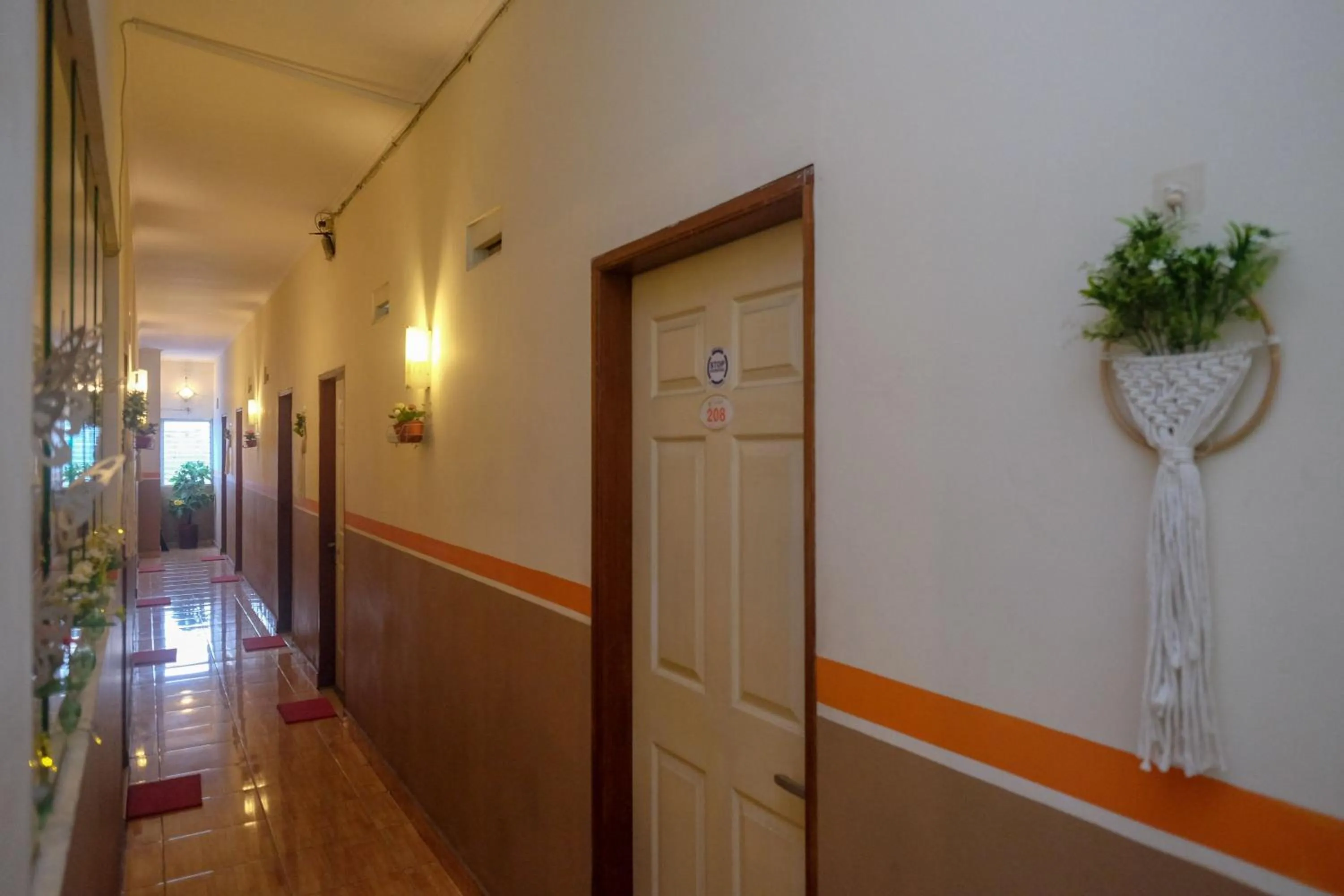 Floor plan in RedDoorz near Jalan Wolter Monginsidi Manado