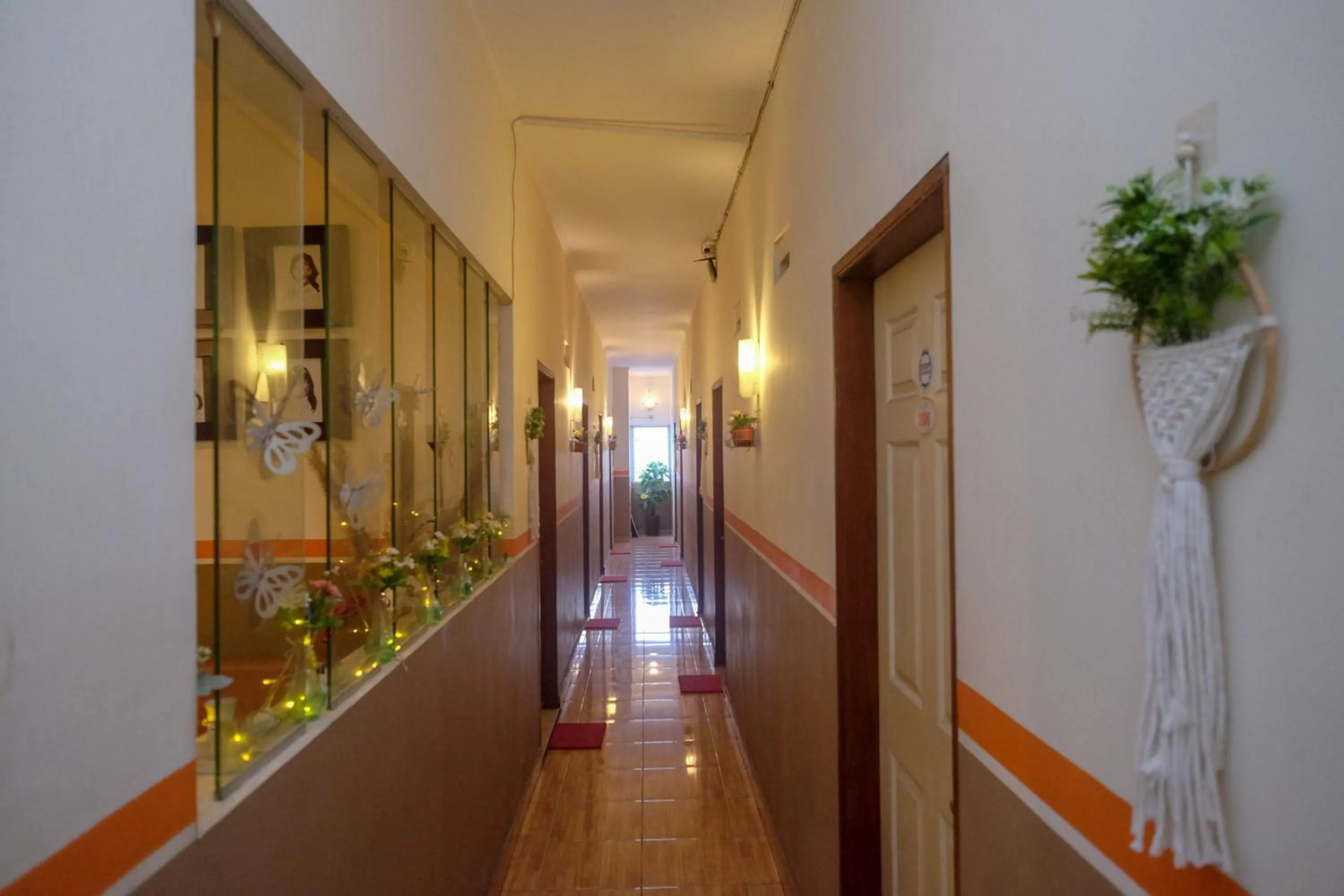 Floor plan in RedDoorz near Jalan Wolter Monginsidi Manado