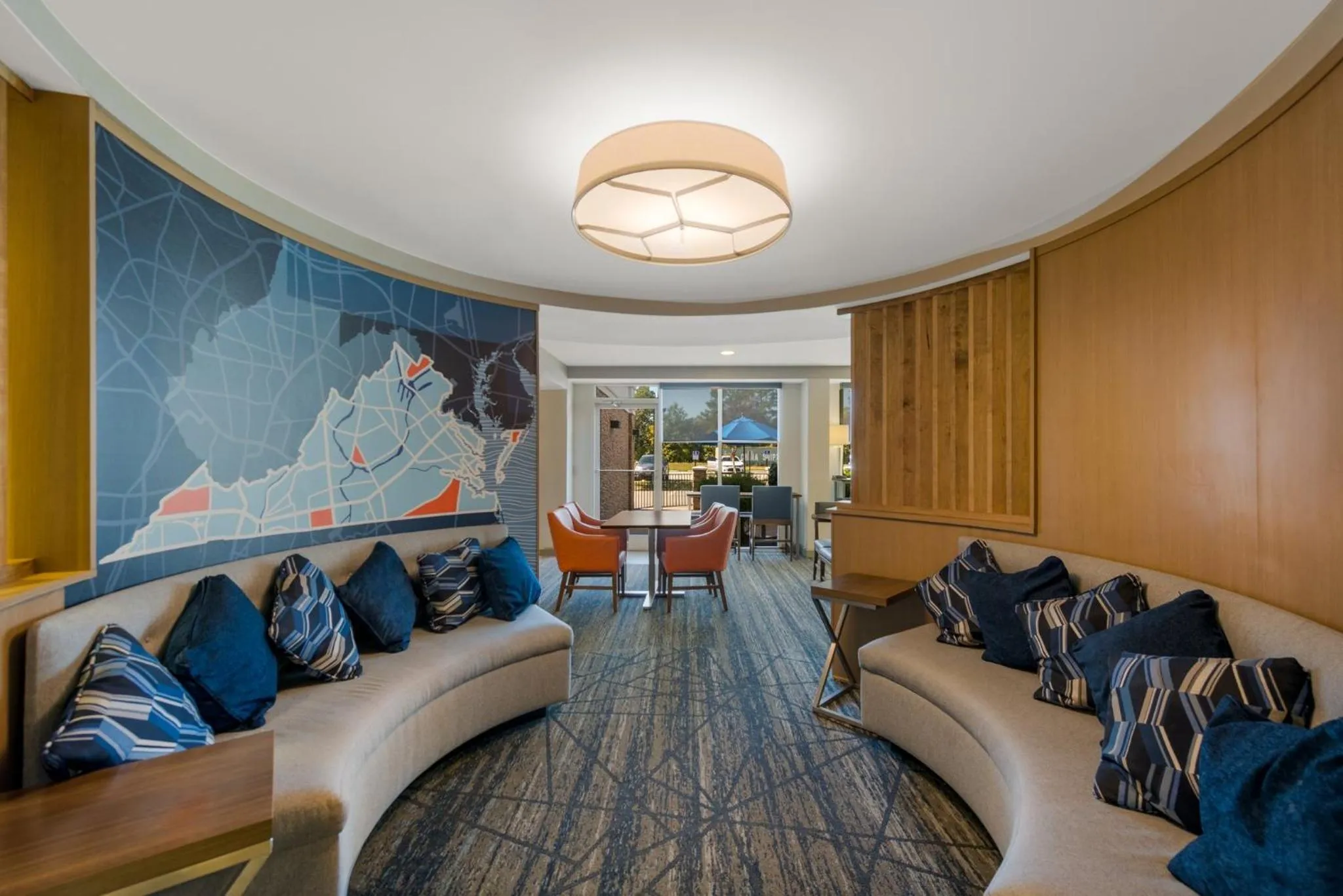 Property building in Holiday Inn Express Hotels- Hampton by IHG