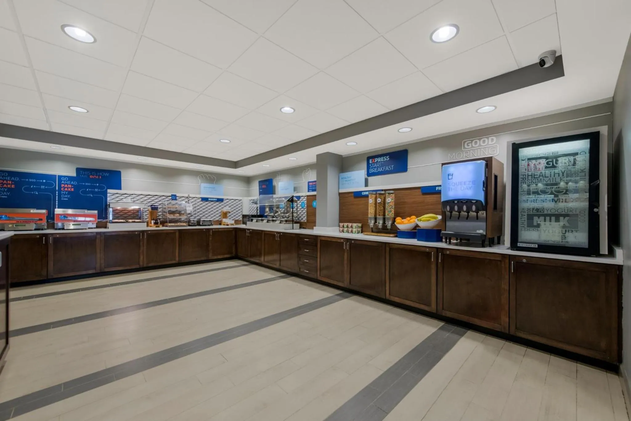 Breakfast in Holiday Inn Express Hotels- Hampton by IHG