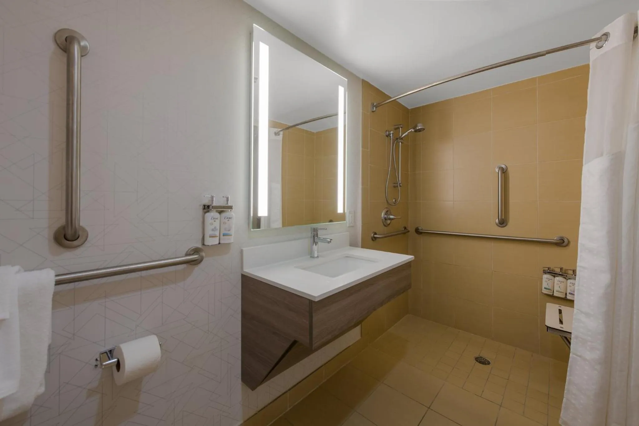 Photo of the whole room in Holiday Inn Express Hotels- Hampton by IHG