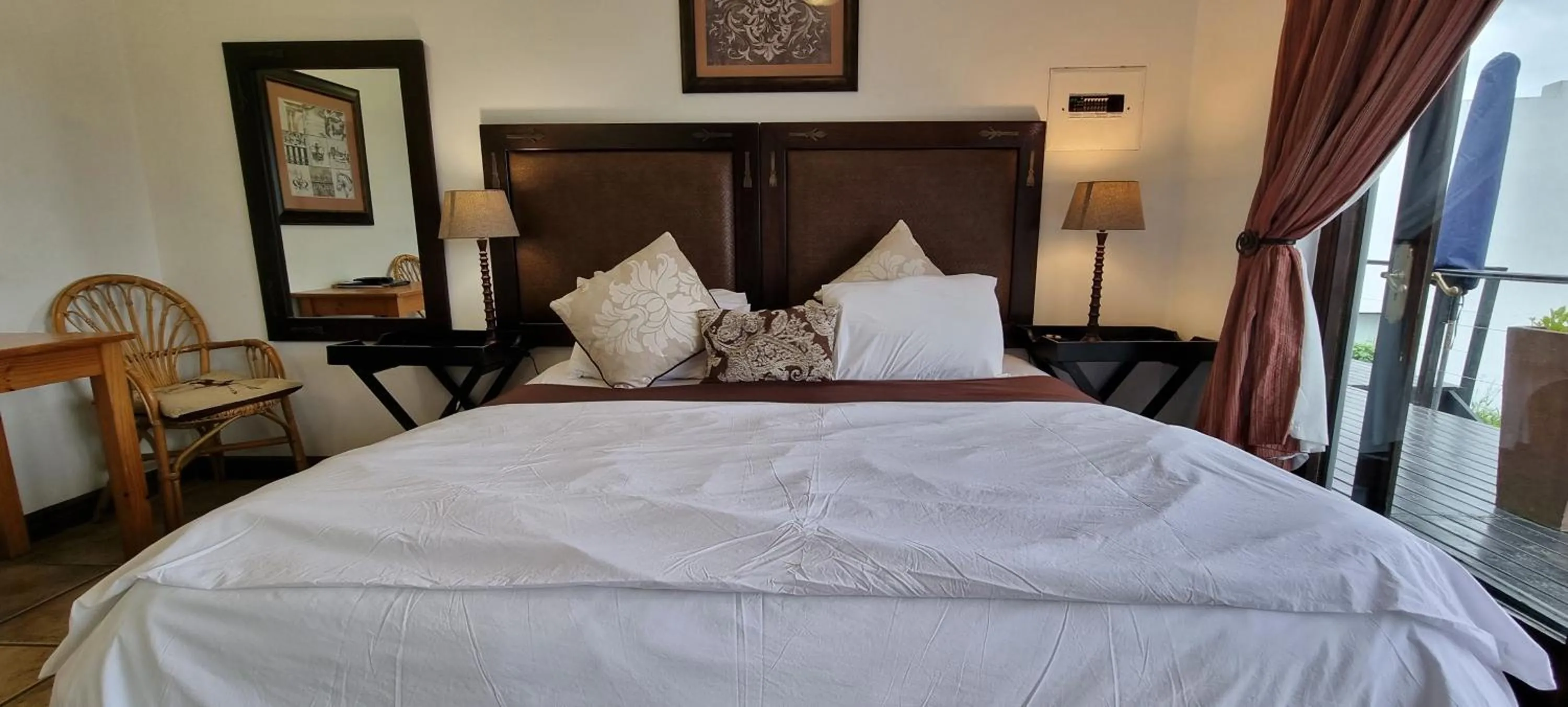 Bed in Lagoon Lodge