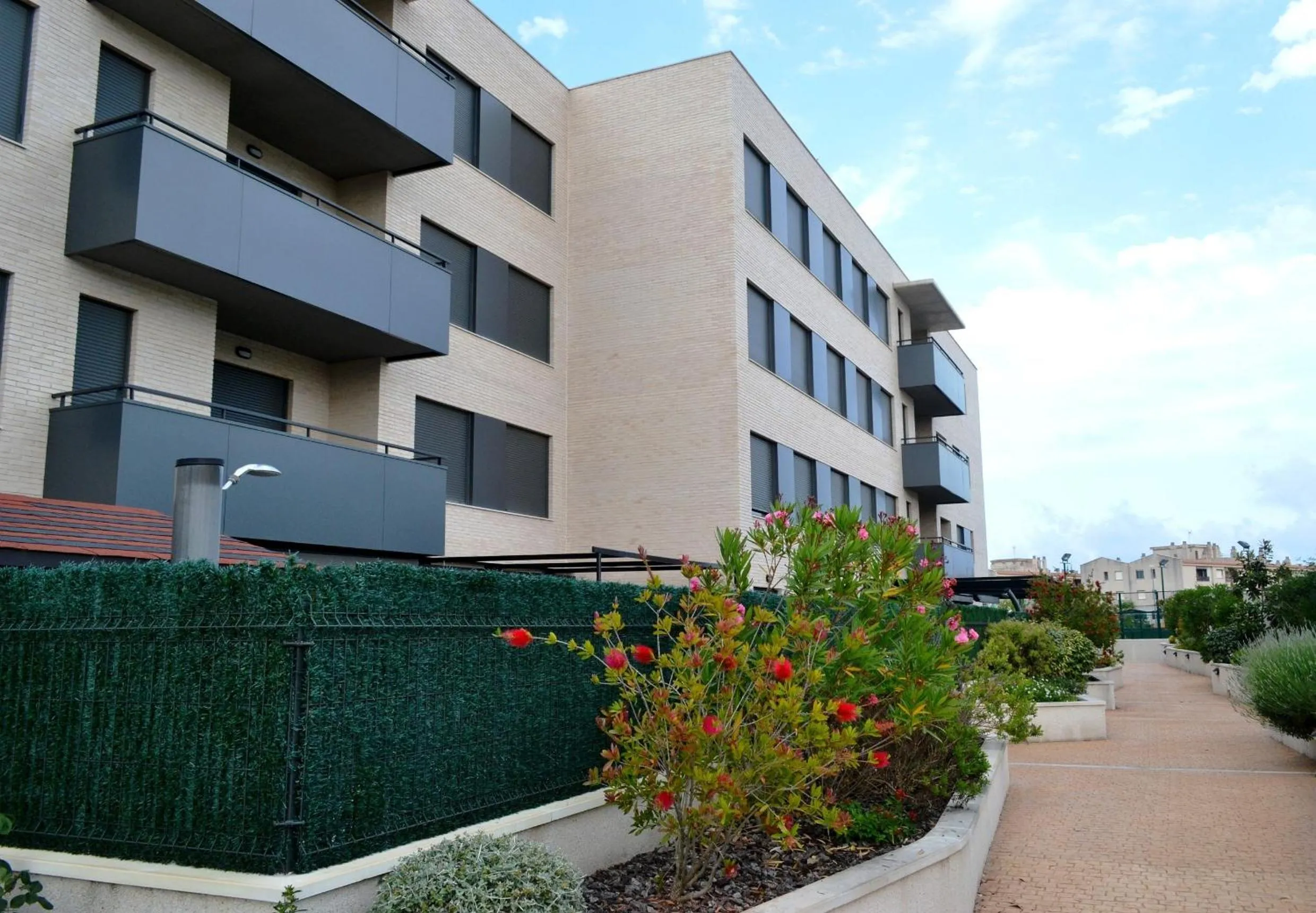 Facade/entrance in Torredembarra apartamento