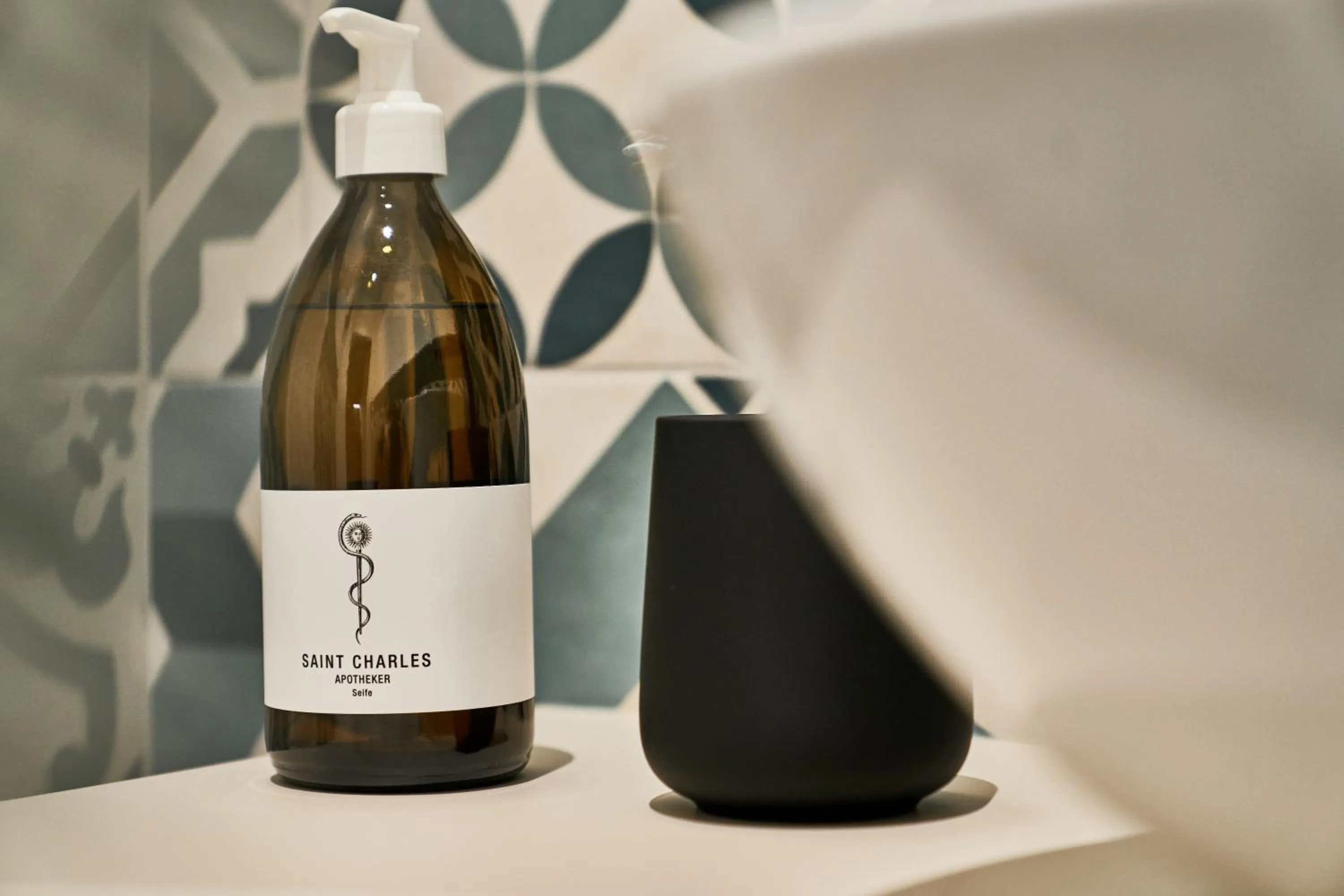 Bathroom in URBANAUTS STUDIOS Minelli