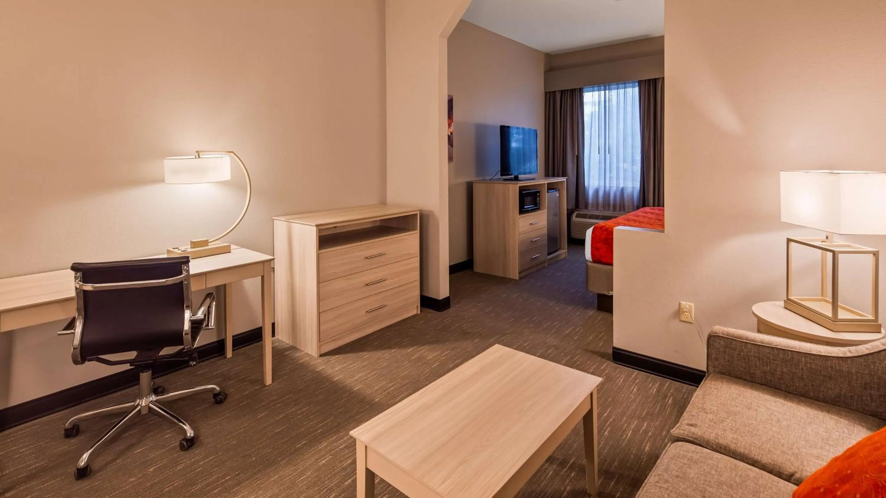 Photo of the whole room in Best Western Plus New Cumberland