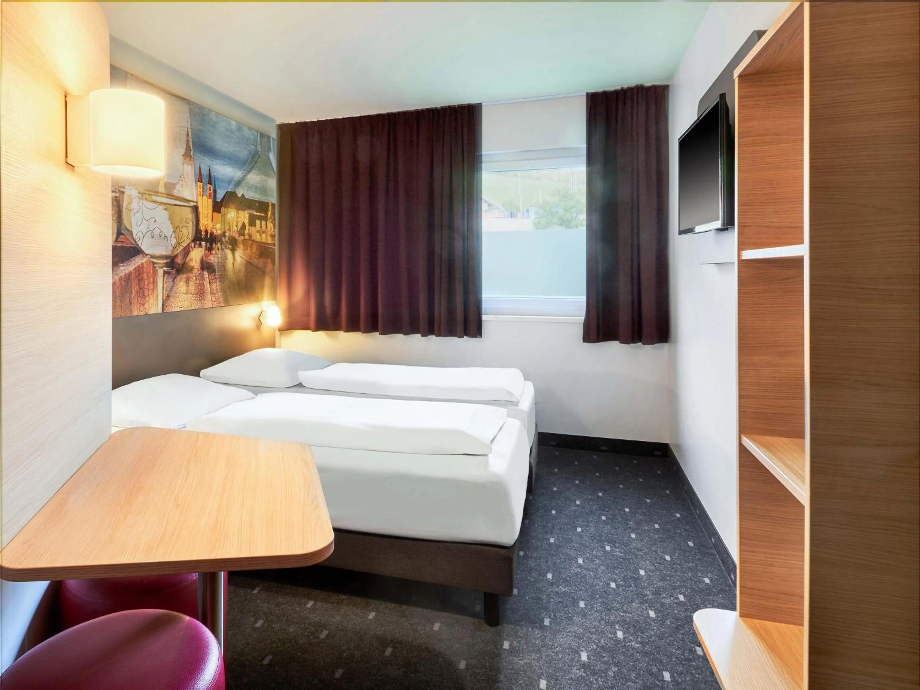 Photo of the whole room, Bed in B&B Hotel Würzburg-City