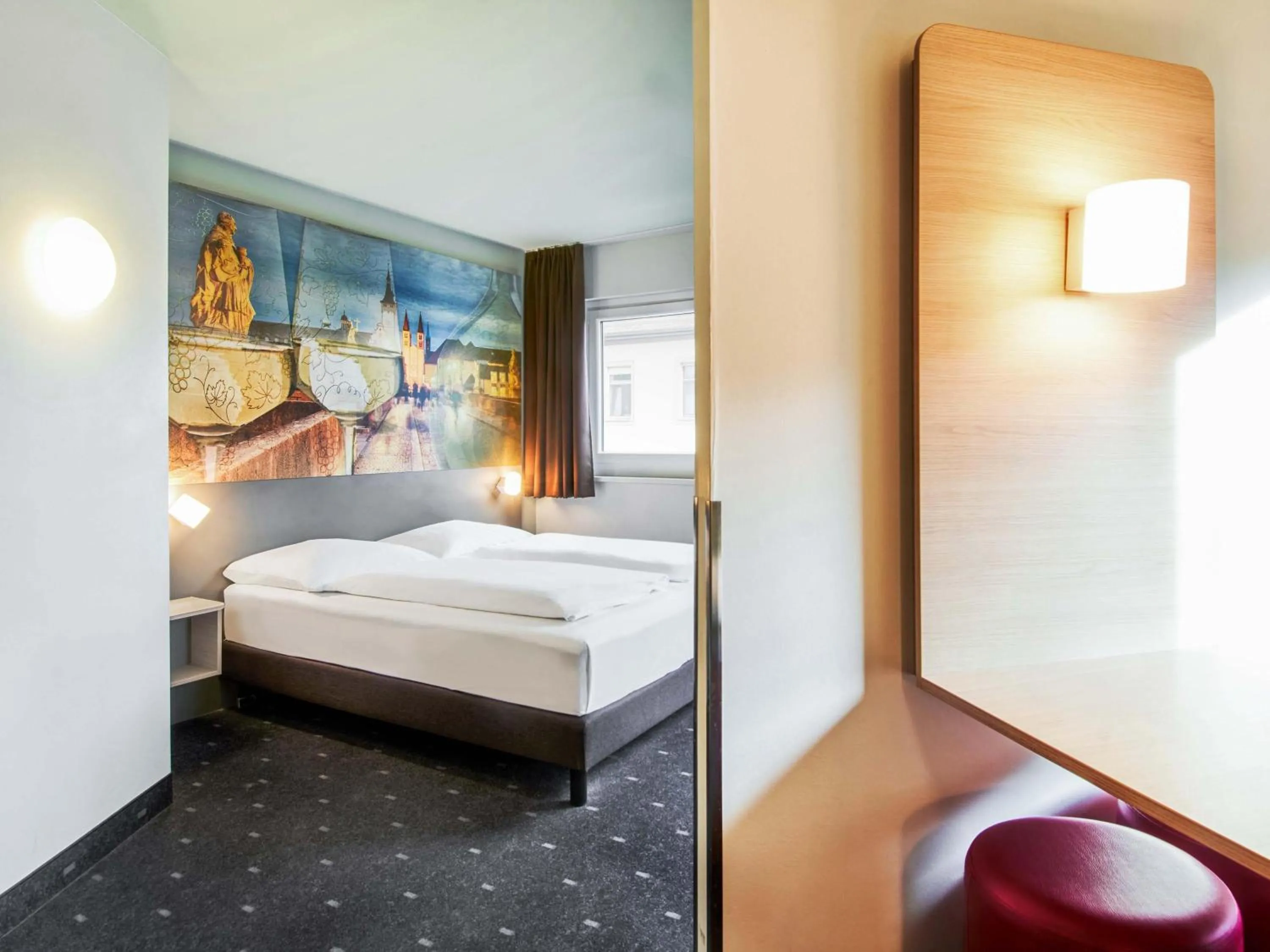 Photo of the whole room, Bed in B&B Hotel Würzburg-City