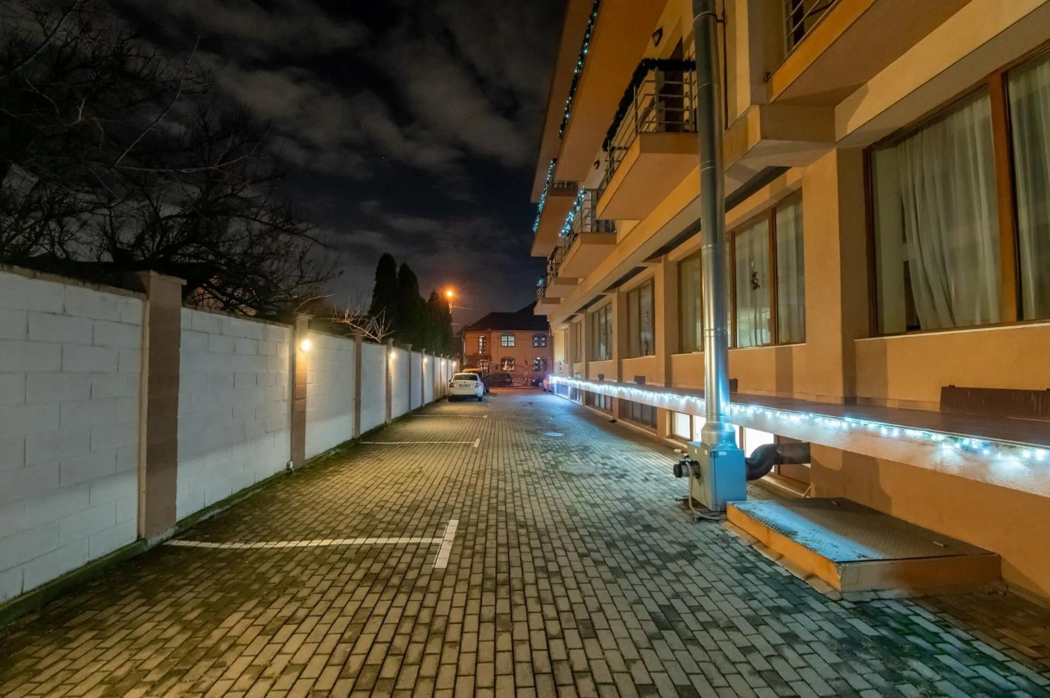 Parking in Hotel Oxford By TimHotels