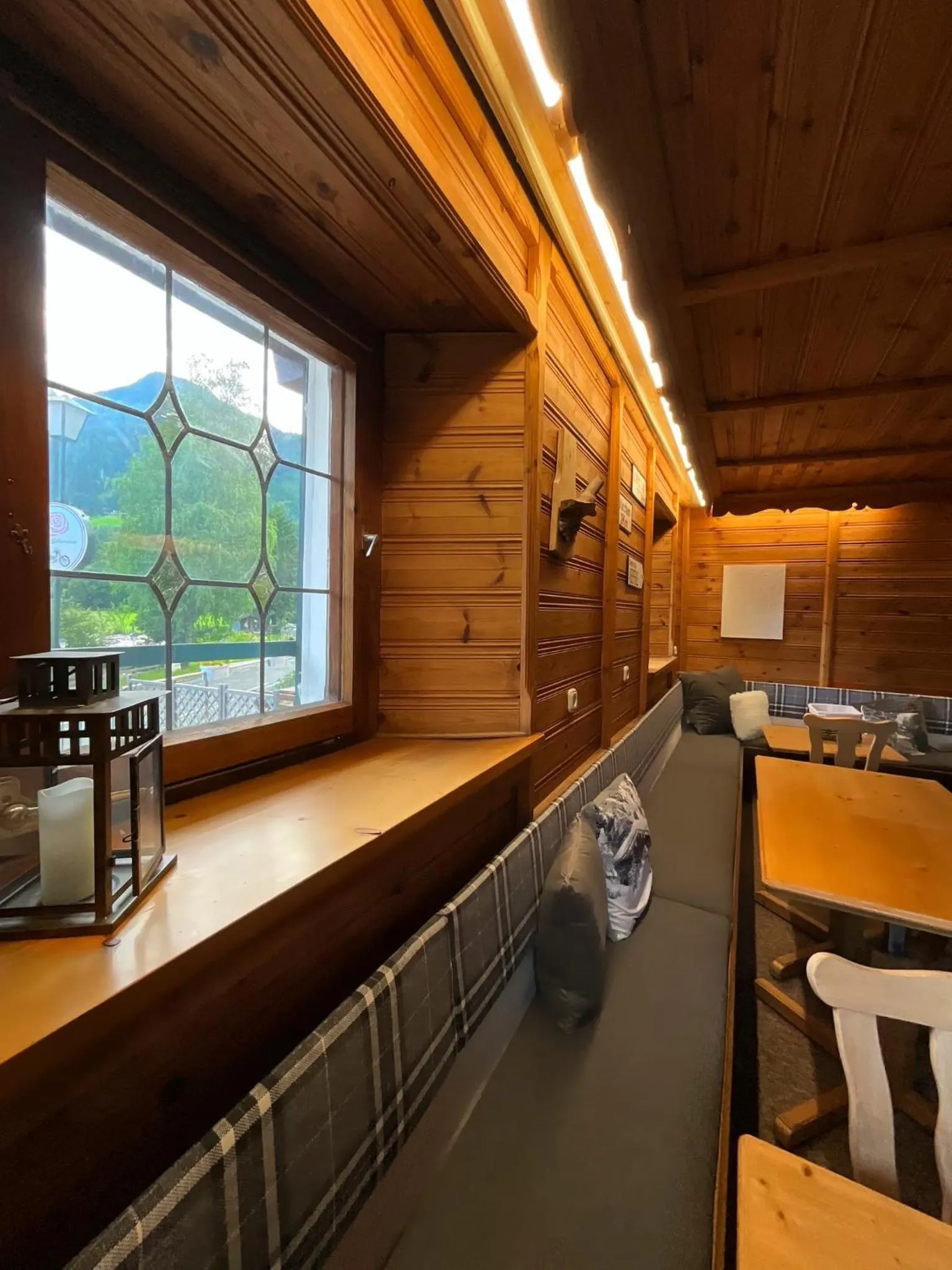 Seating area in Hotel Wildrose