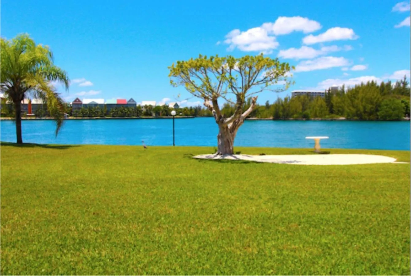 Garden view in Obera Beach #105