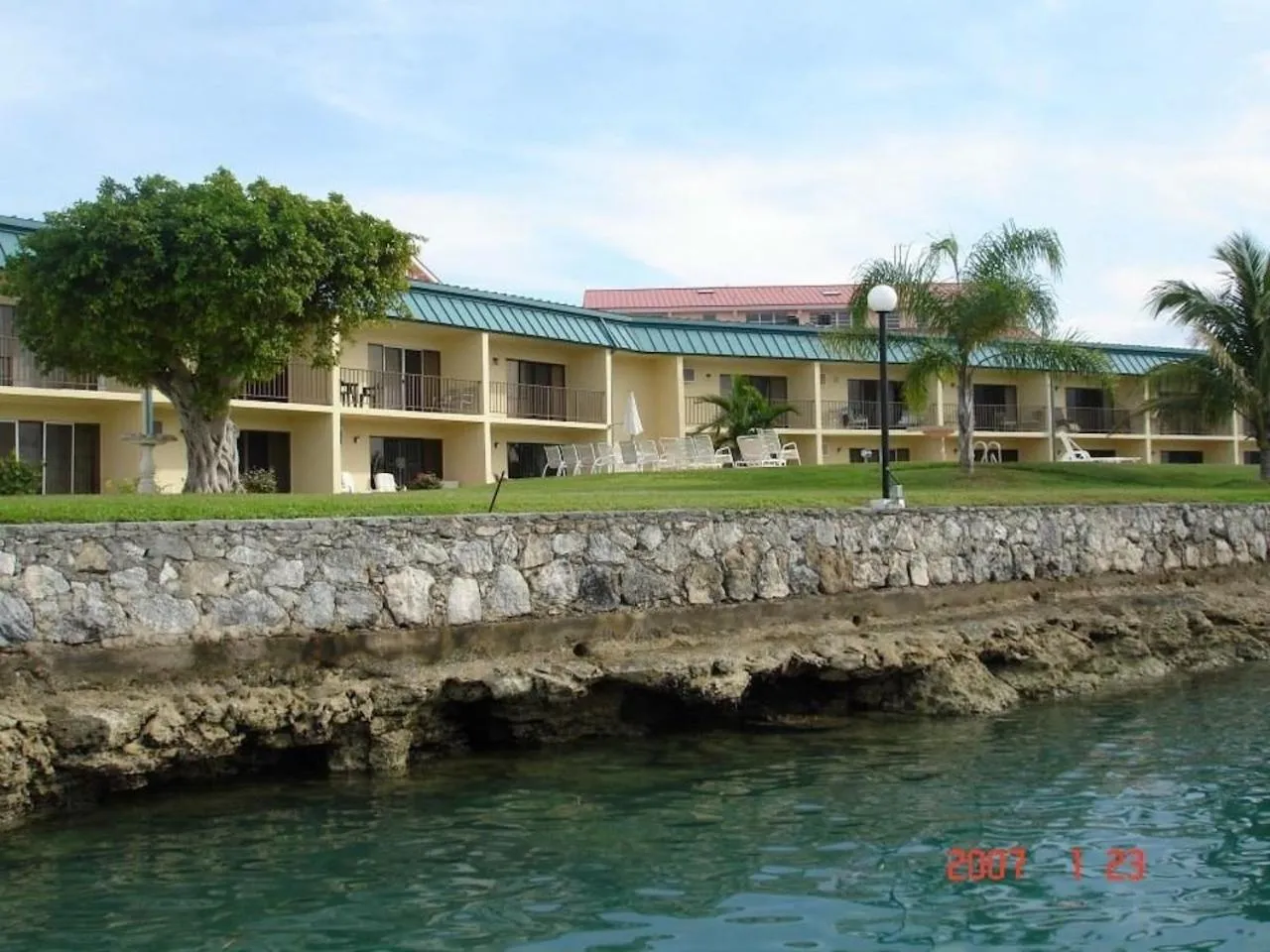 Property building in Obera Beach #105