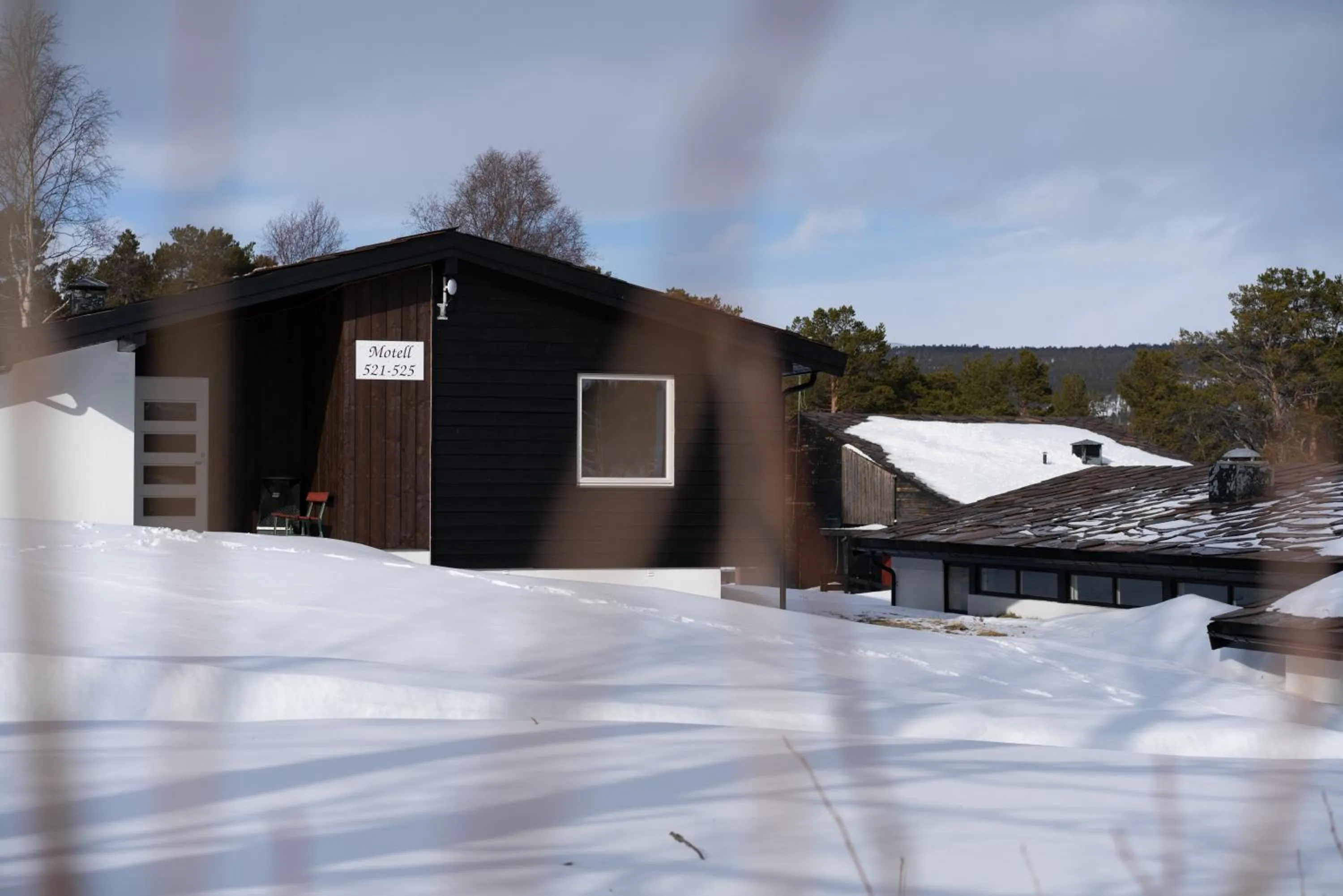 Property building in Dombåstun Motel