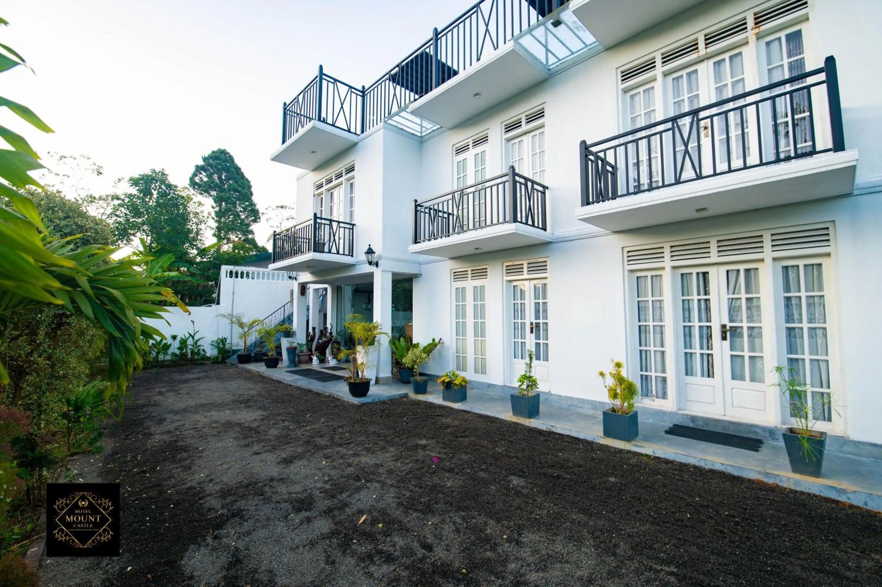 Property building in Hotel Mount Castle