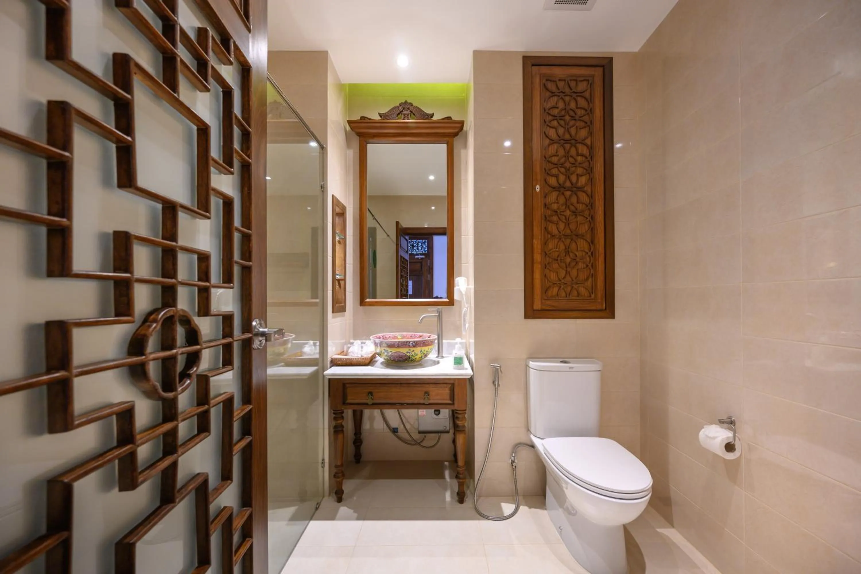 Bathroom in WOO Gallery & Boutique hotel
