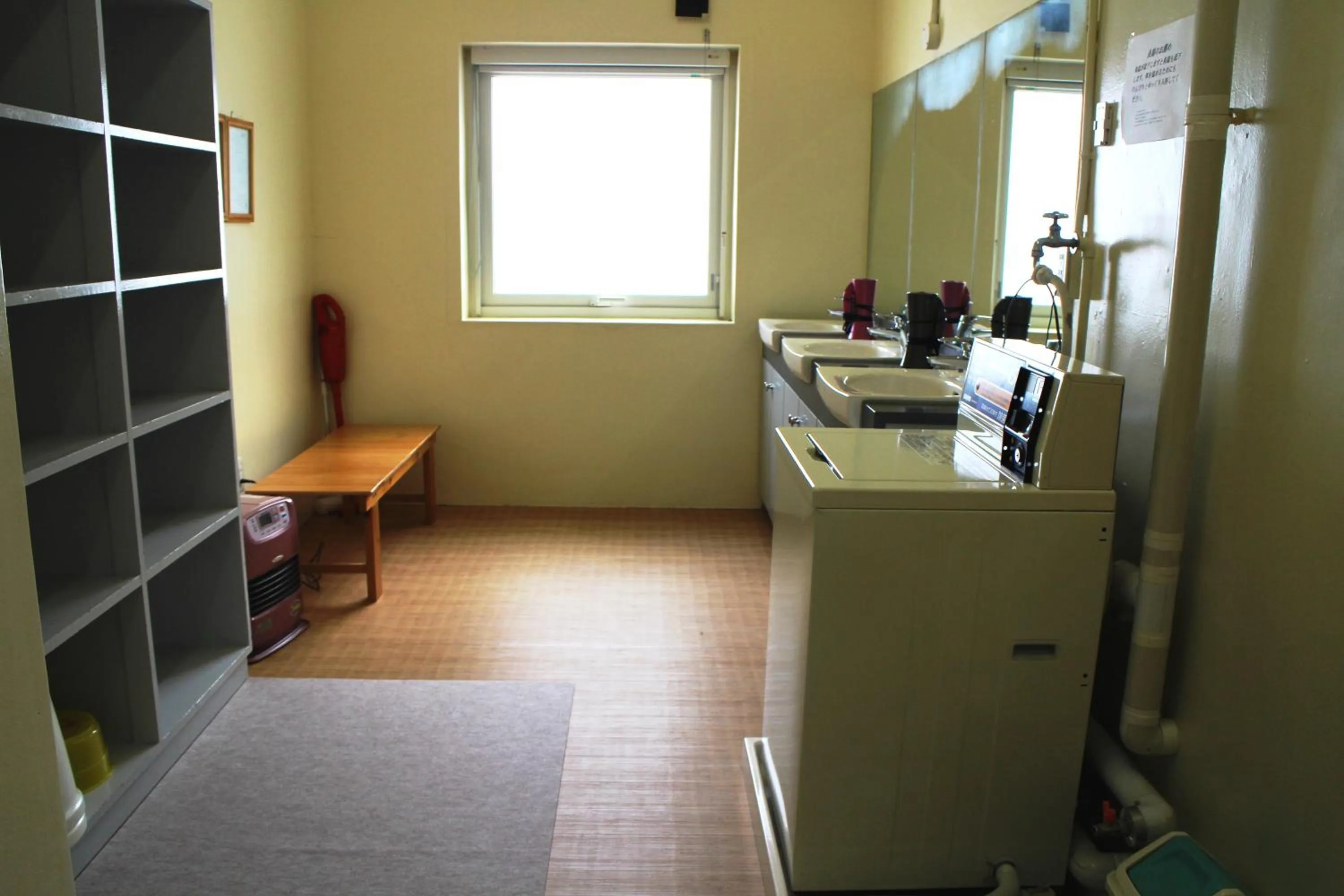 Hot Spring Bath in Hotel Nakanoshima