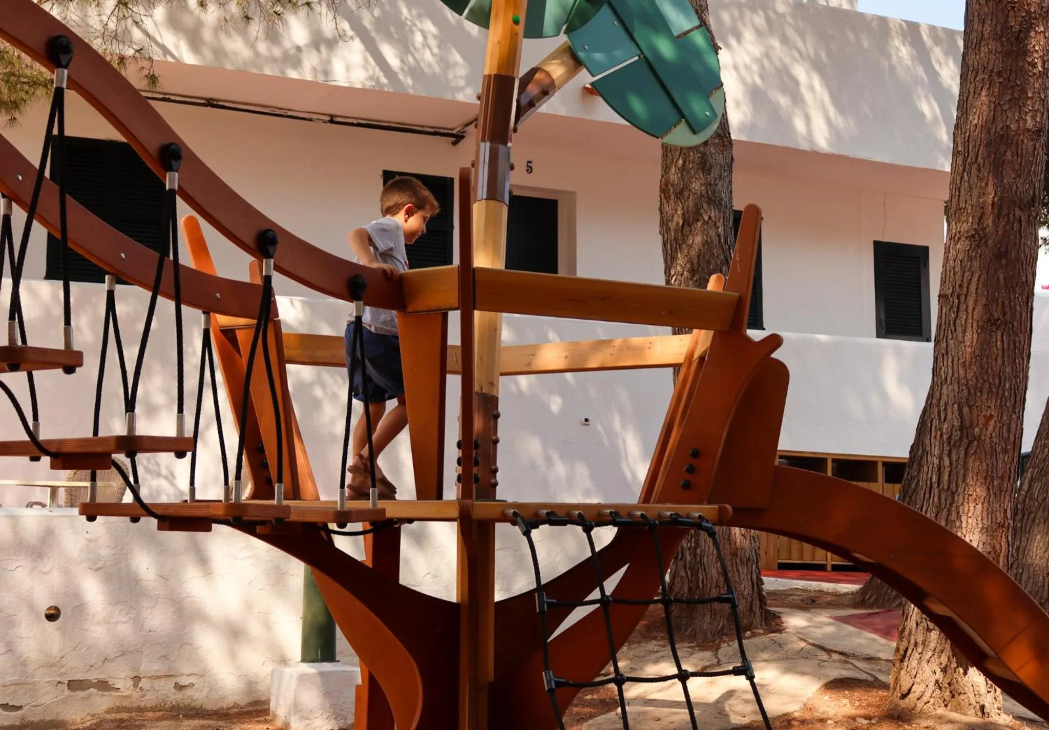 Day in Playa Parc Apartments