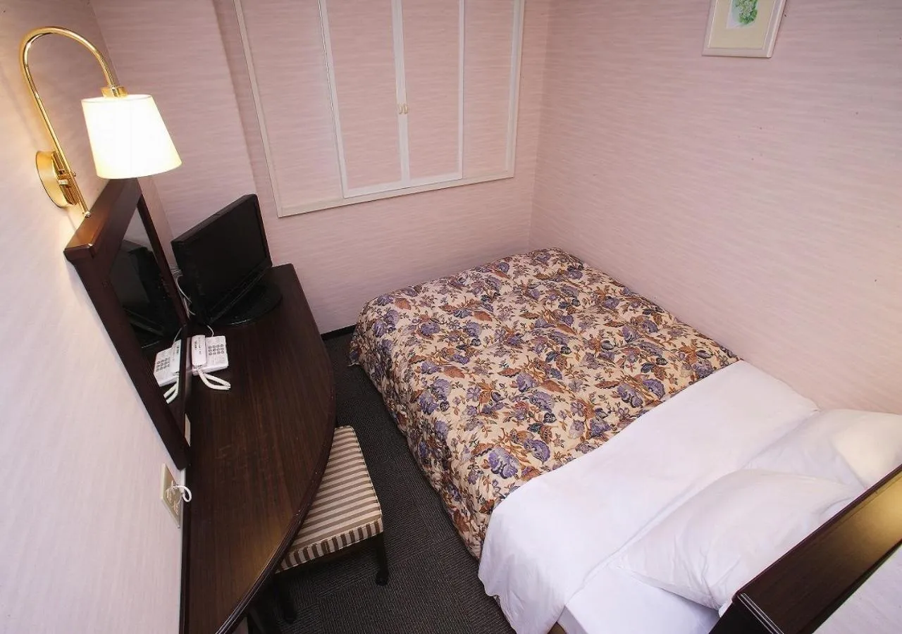 Bed in Hamamatsu Hotel