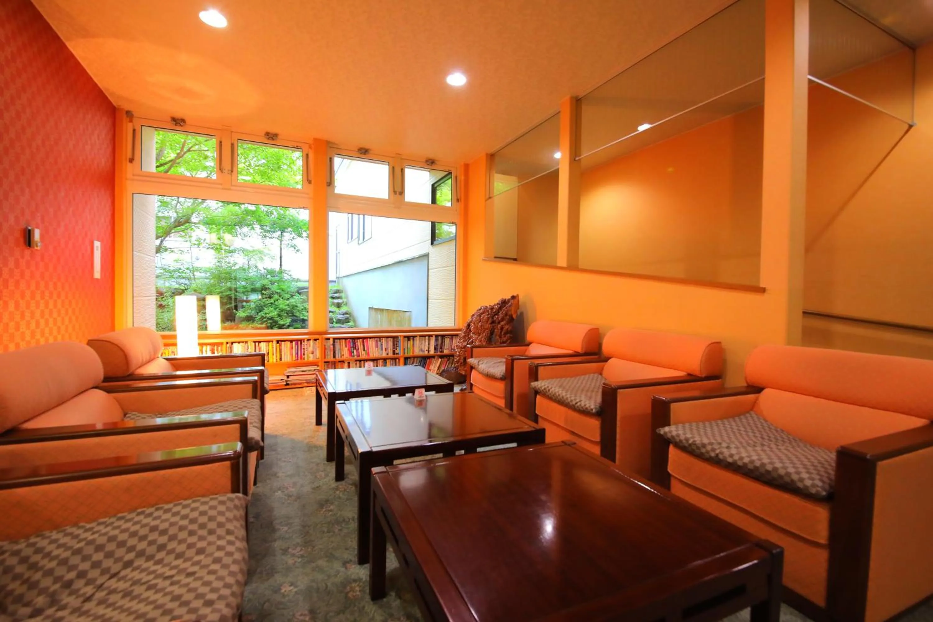 Area and facilities in Sanseikan