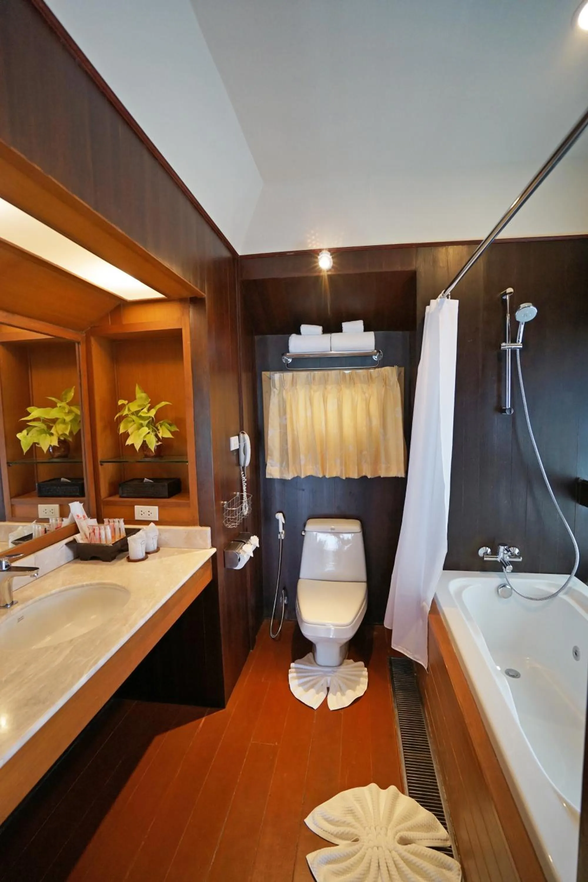 Bathroom, Bed in The Sunset Village -SHA PLUS CERTIFIED