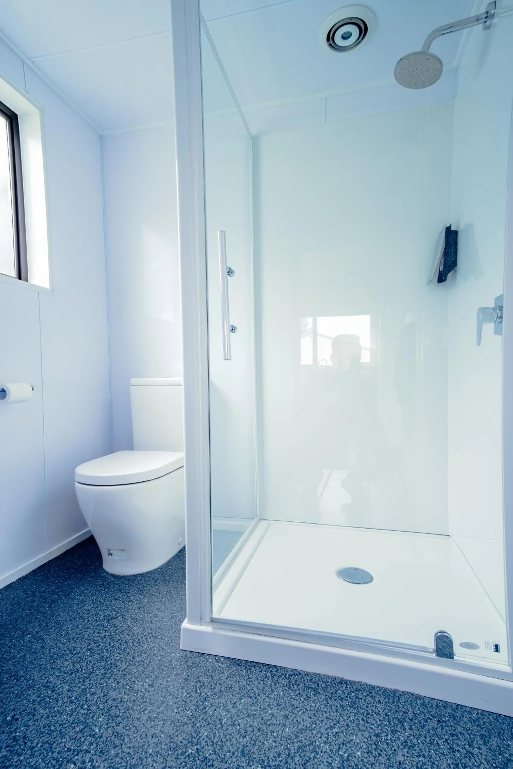 Bathroom in Hastings TOP 10 Holiday Park