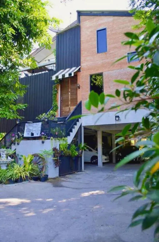 Dawnthaya Ayutthaya Art House บ้านดอนธยๅ อยุธยา Dawnthaya Ayutthaya Art House บ้านดอนธยๅ อยุธยา