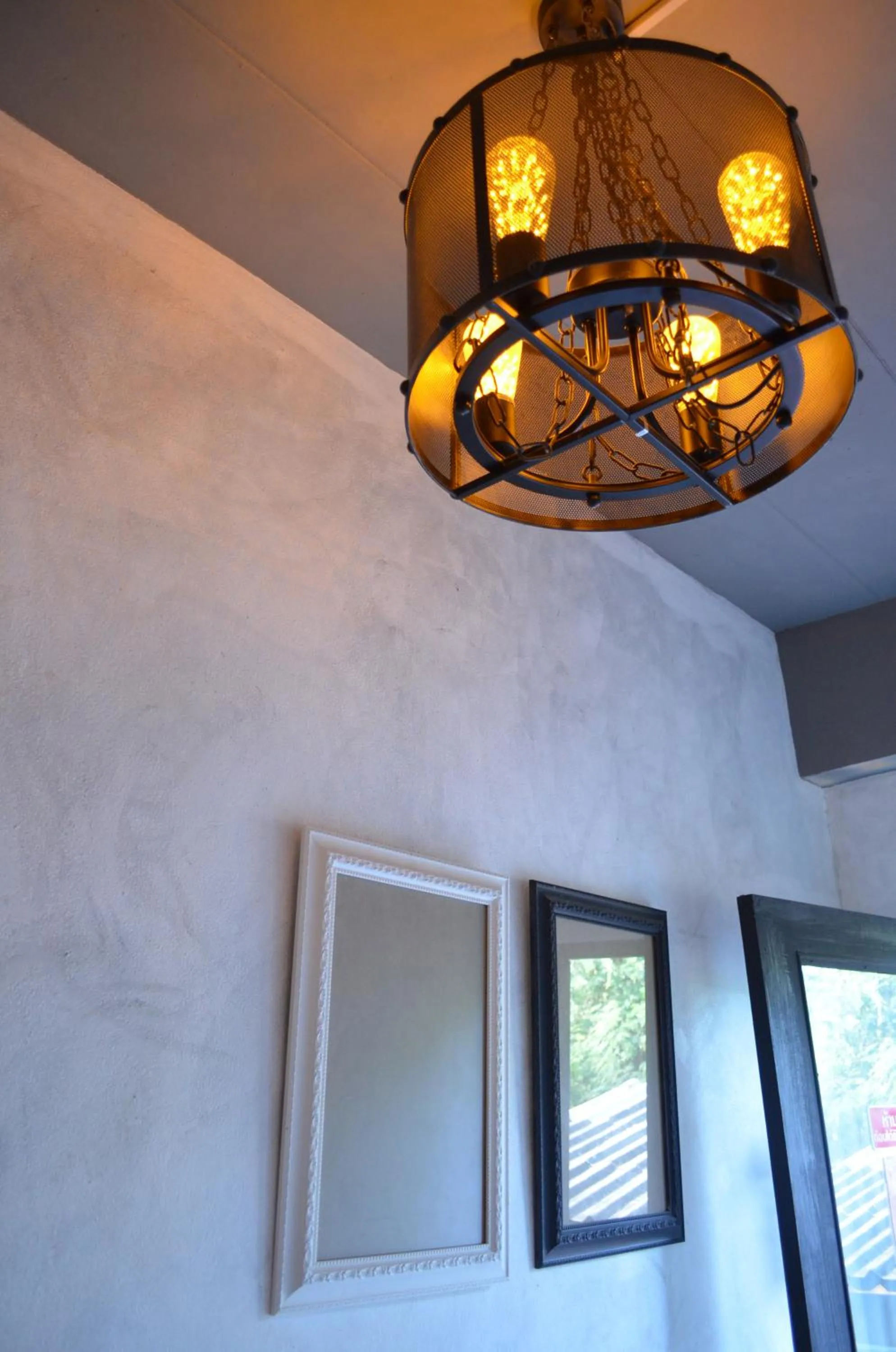 Dawnthaya Ayutthaya Art House บ้านดอนธยๅ อยุธยา