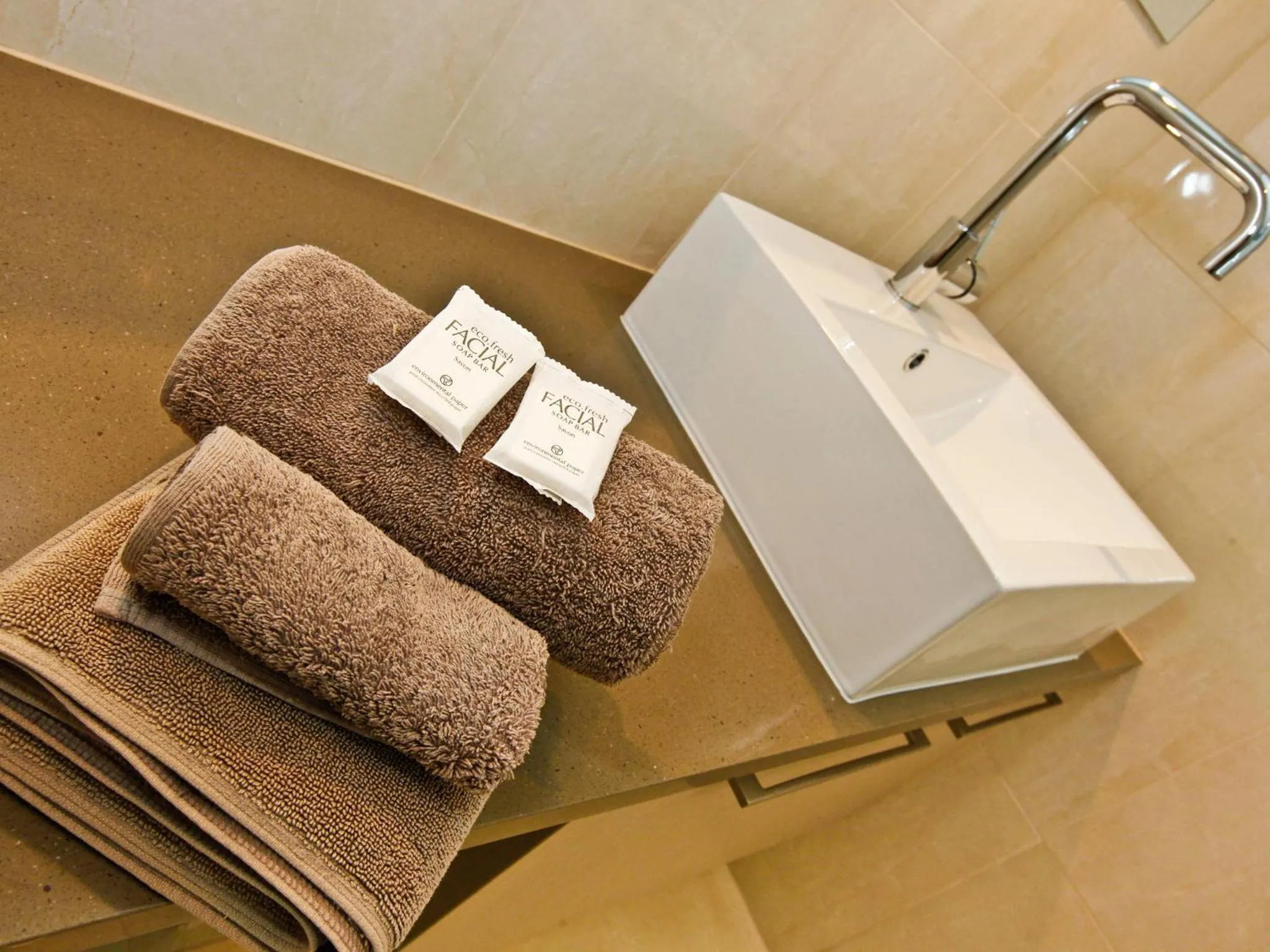 Bathroom in Mildura River City Motel