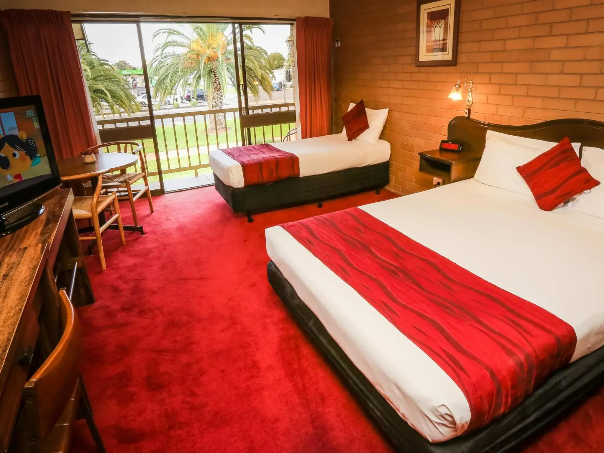 Standard Twin Room - Upstairs in Mildura River City Motel Standard Twin Room - Upstairs in Mildura River City Motel