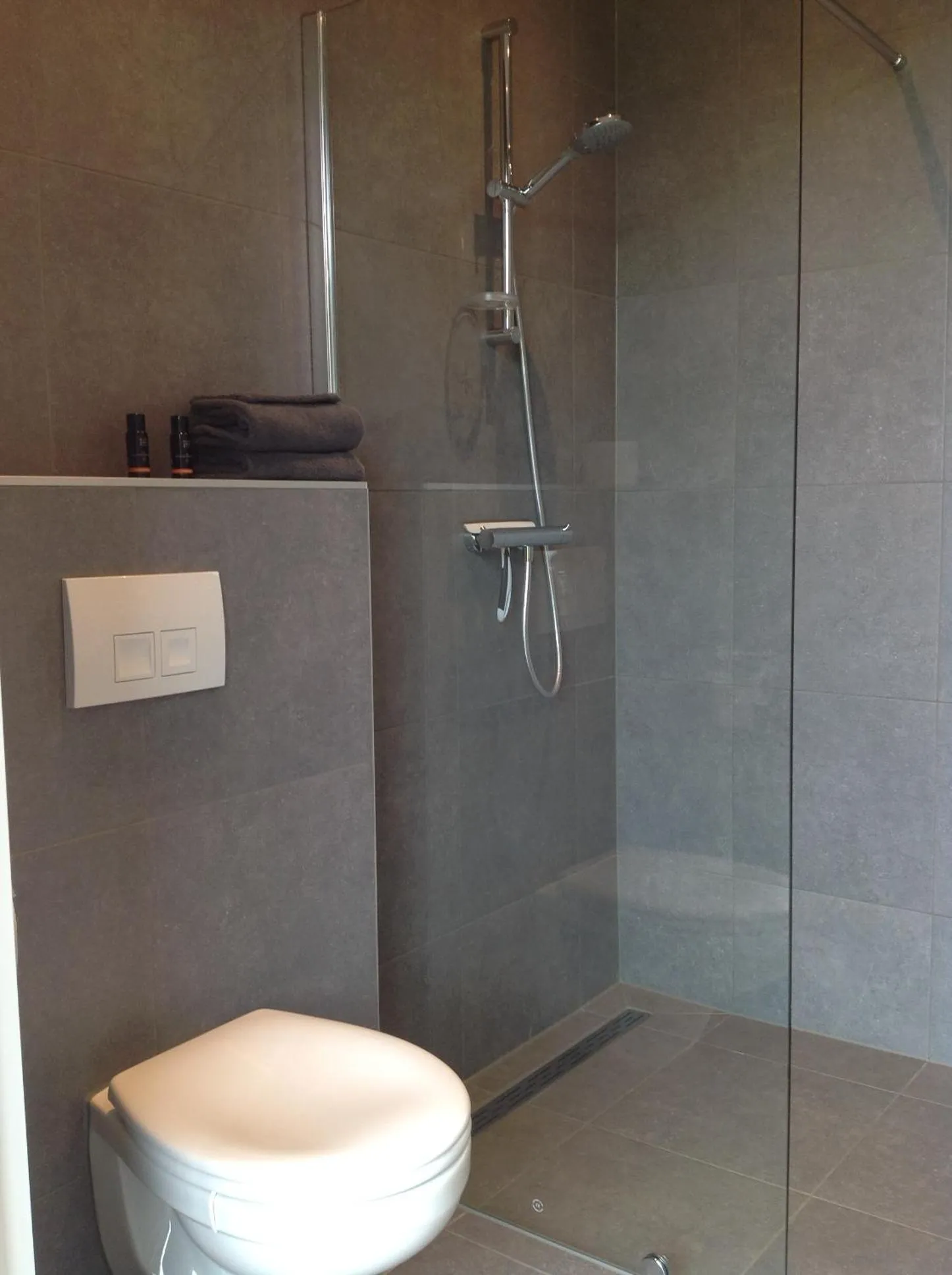 Shower in B&B De Veluwe Hoeve