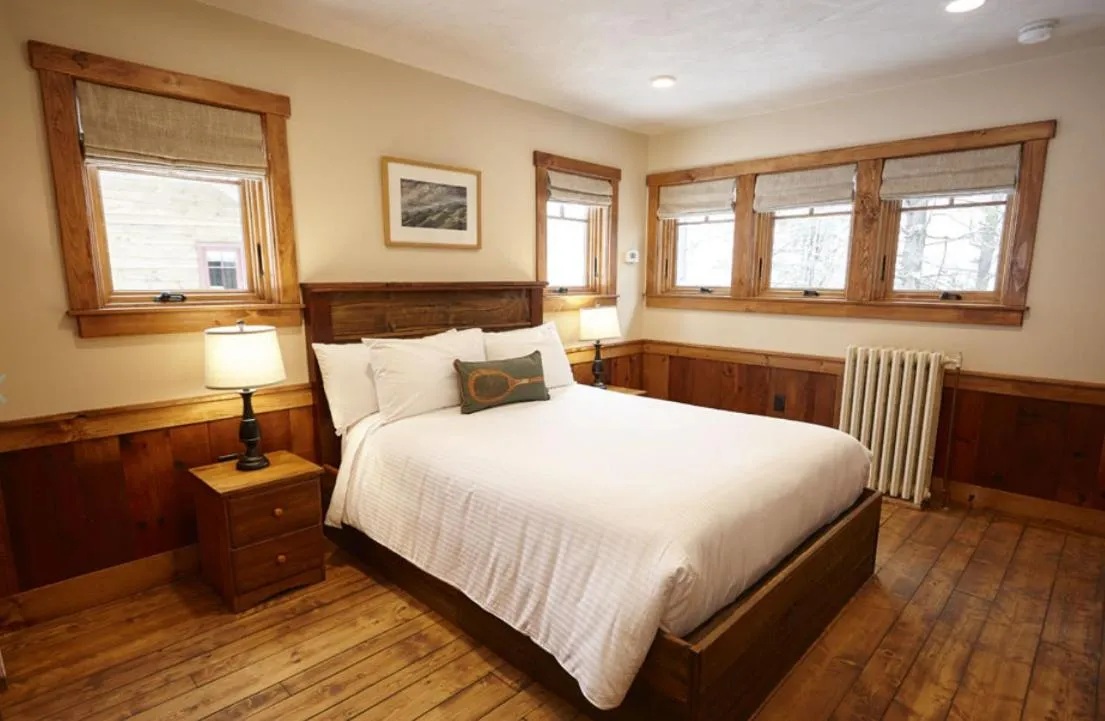 Bed in Seesaw's Lodge