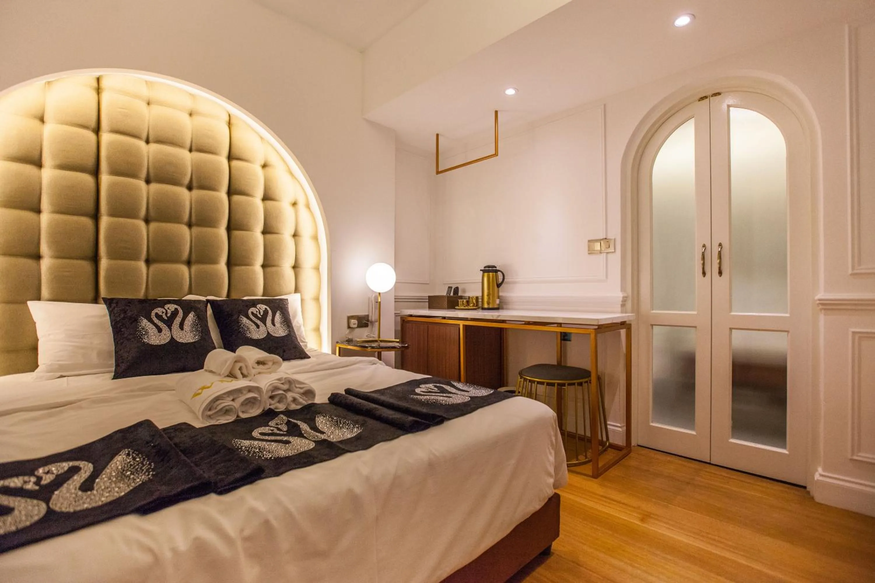 Bed in White Mansion Penang