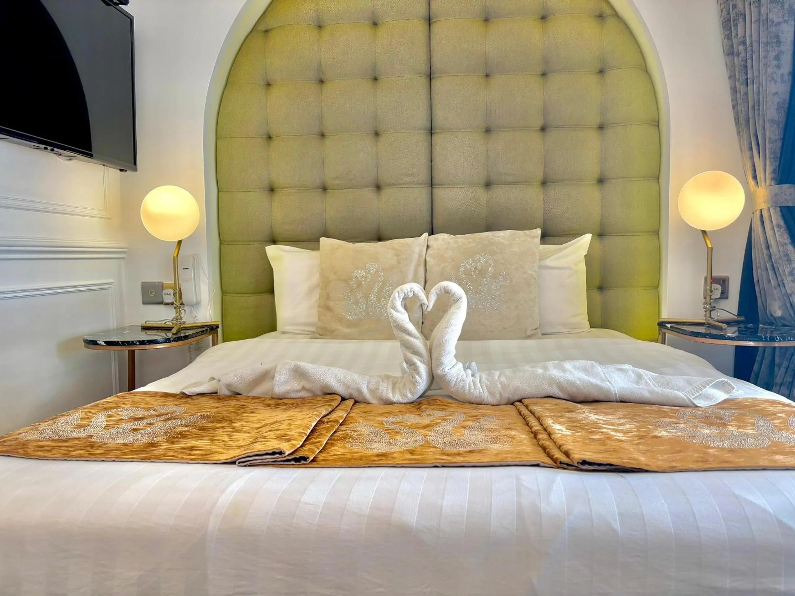 Bed in White Mansion Penang